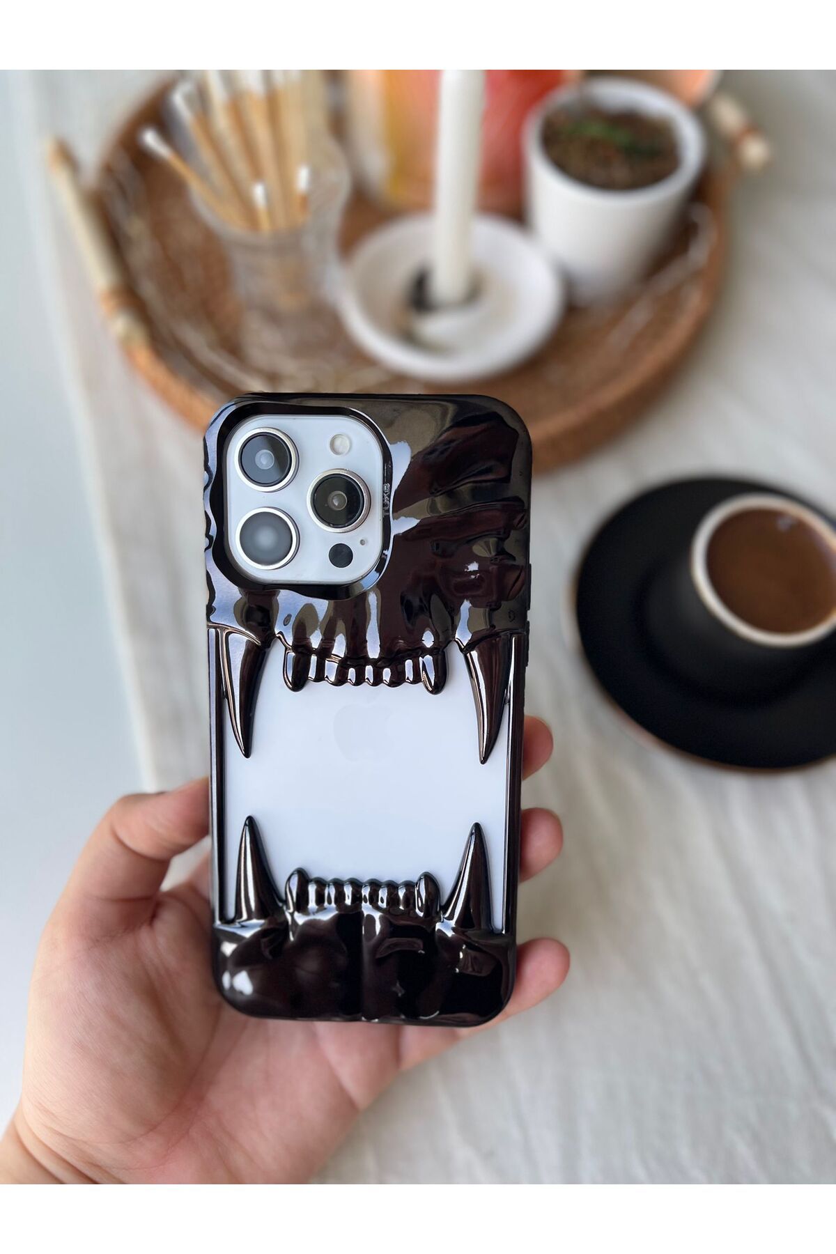 Kılıfsiparis iPhone 16 Uyumlu Kaplan Dişi Çerçeveli Silikon Kılıf