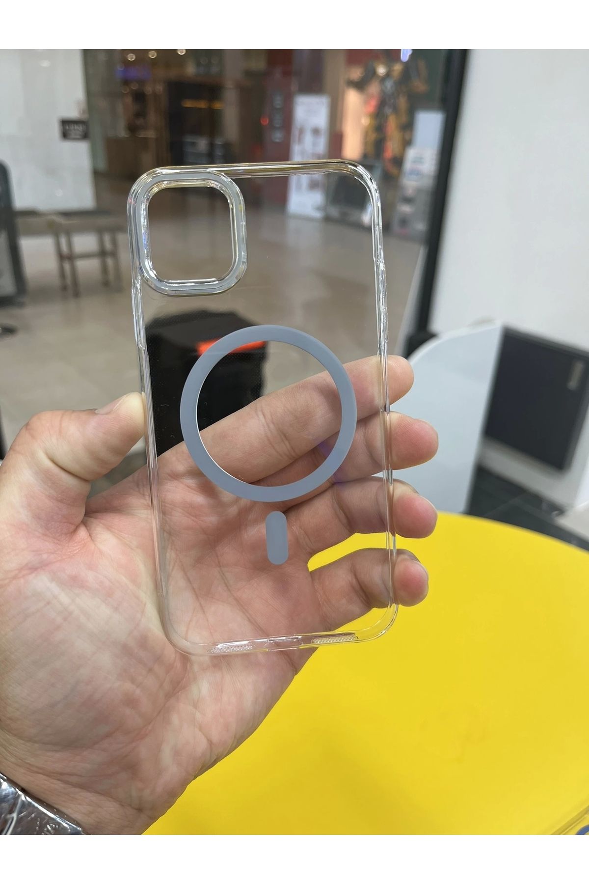 lucek cases İPhone 11 Uyumlu Şeffaf MagSafe Özellikli Geç Sararma Yapan Kıılıf