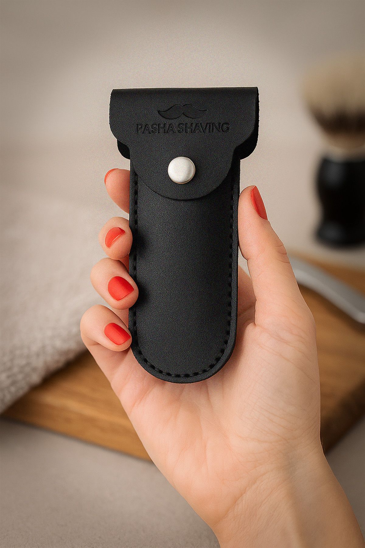 Pasha Shaving Hakiki Deri Siyah Seyahat Kılıfı, Çıtçıt Kapaklı Emniyetli Taşıma, Çift Taraflı Deri