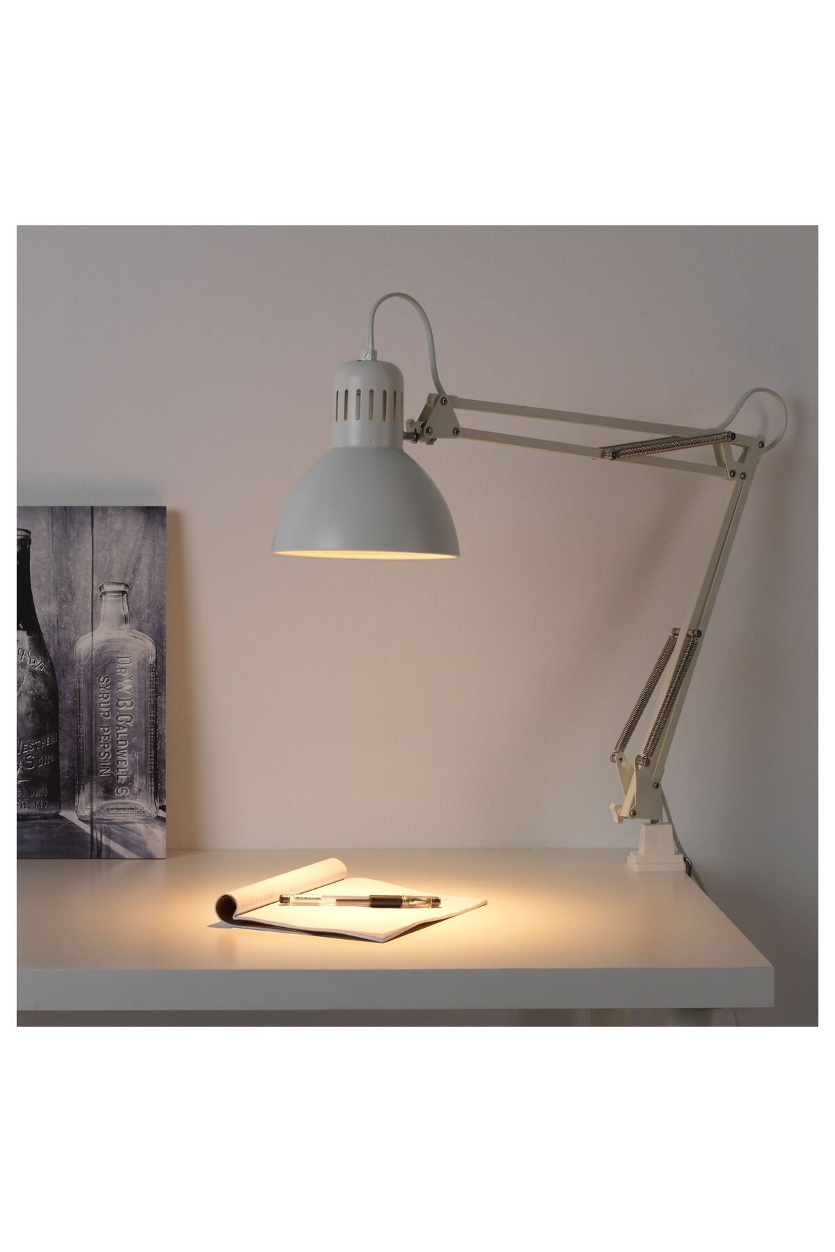 IKEA QUALİTY Çalışma Lambası Beyaz Kol ve Başlık Ayarlanabilir abajur çapı: 17 cm