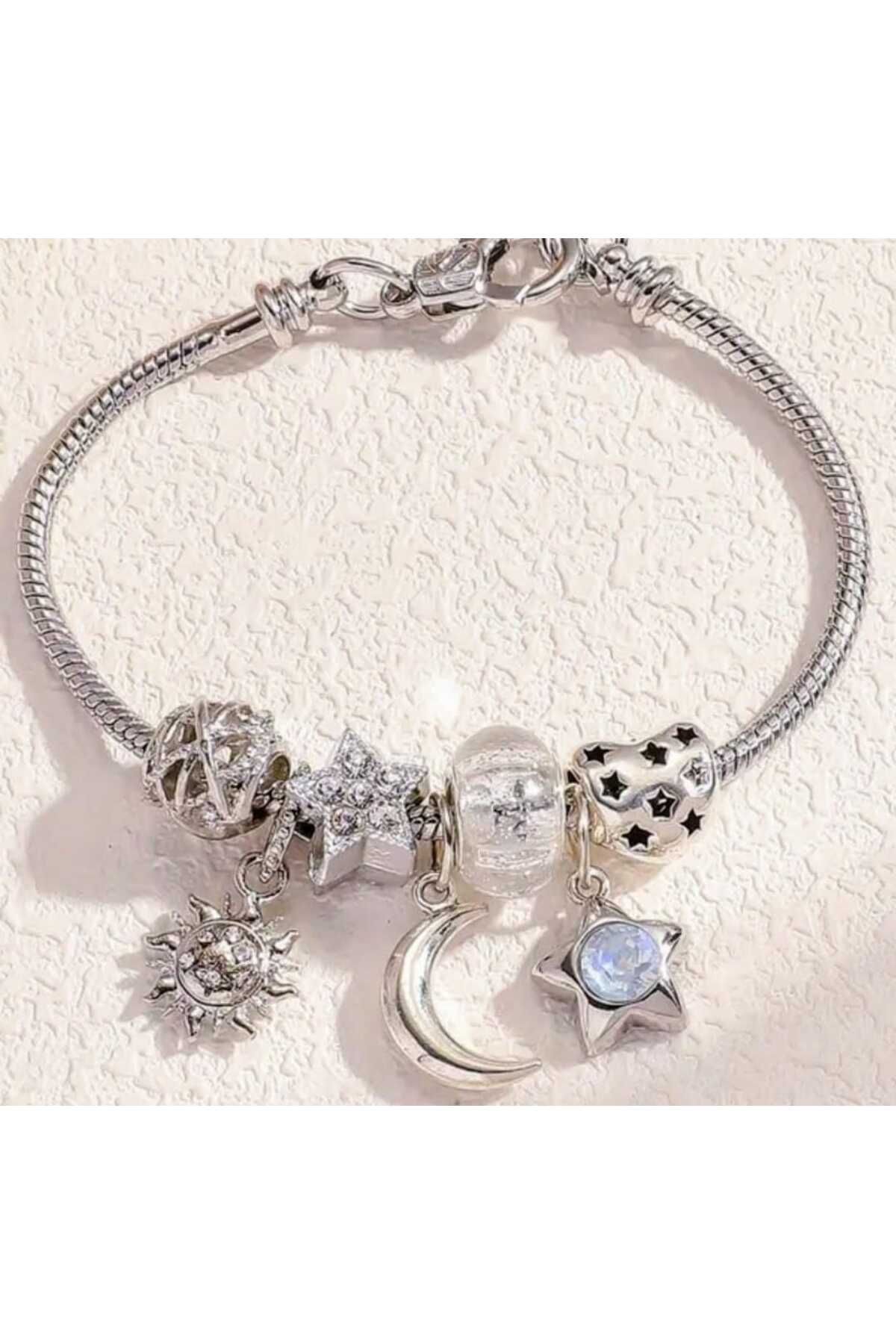 Butik charmlı çelik bileklik
