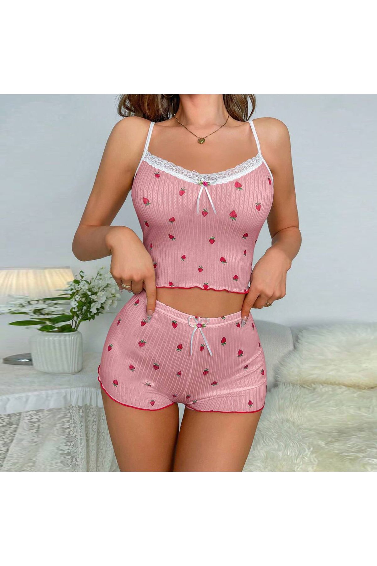 Unique Studio Kadın Yaz Çilek Desenli Yelek Pijama
