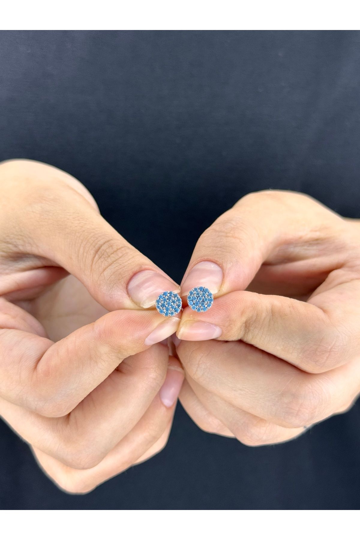 Azra Silver&Aksesuar 925 Ayar Yuvarlak Firuze Taşlı Model Gümüş Küpe