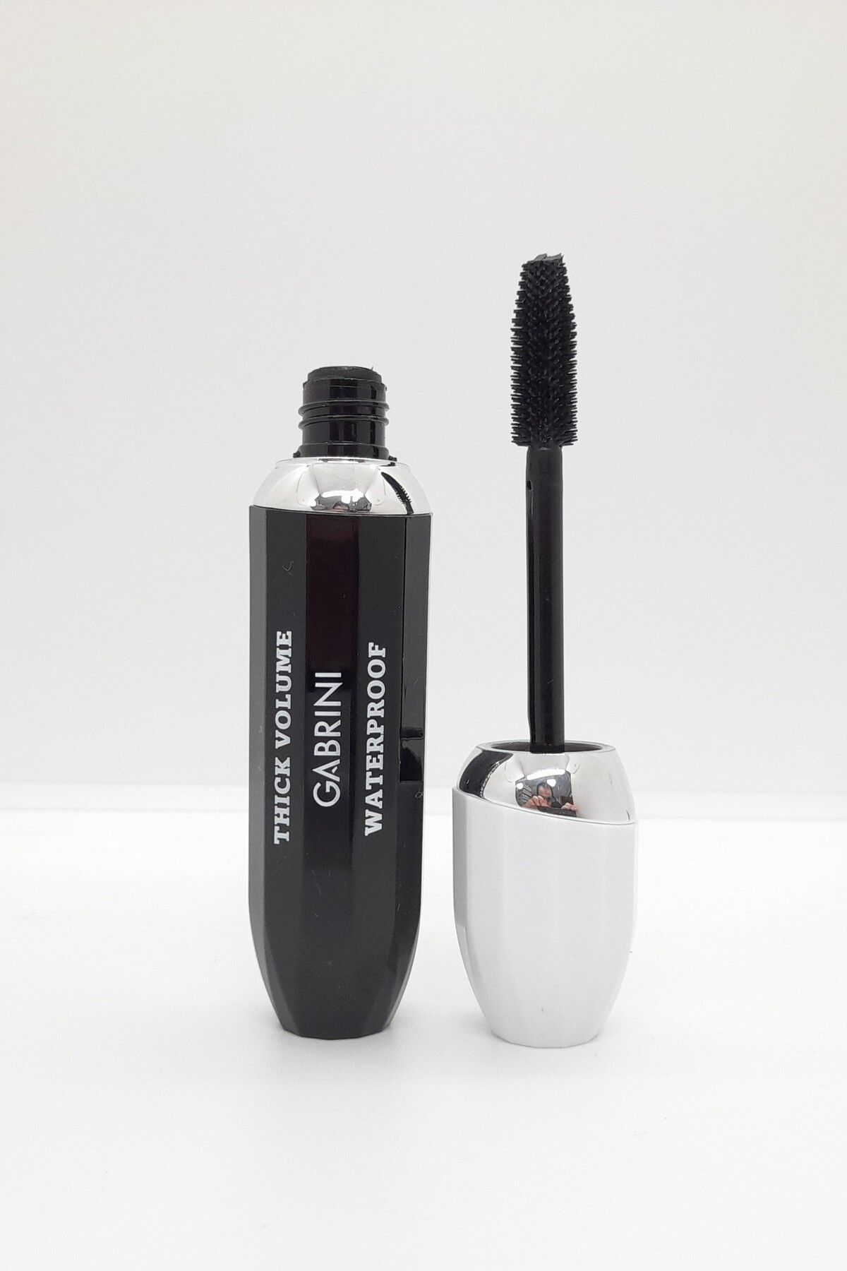 Gabrini Thick Volume Waterproof Mascara Hacim ve Dolgunluk Veren Suya Dayanıklı Siyah Rimel Maskara