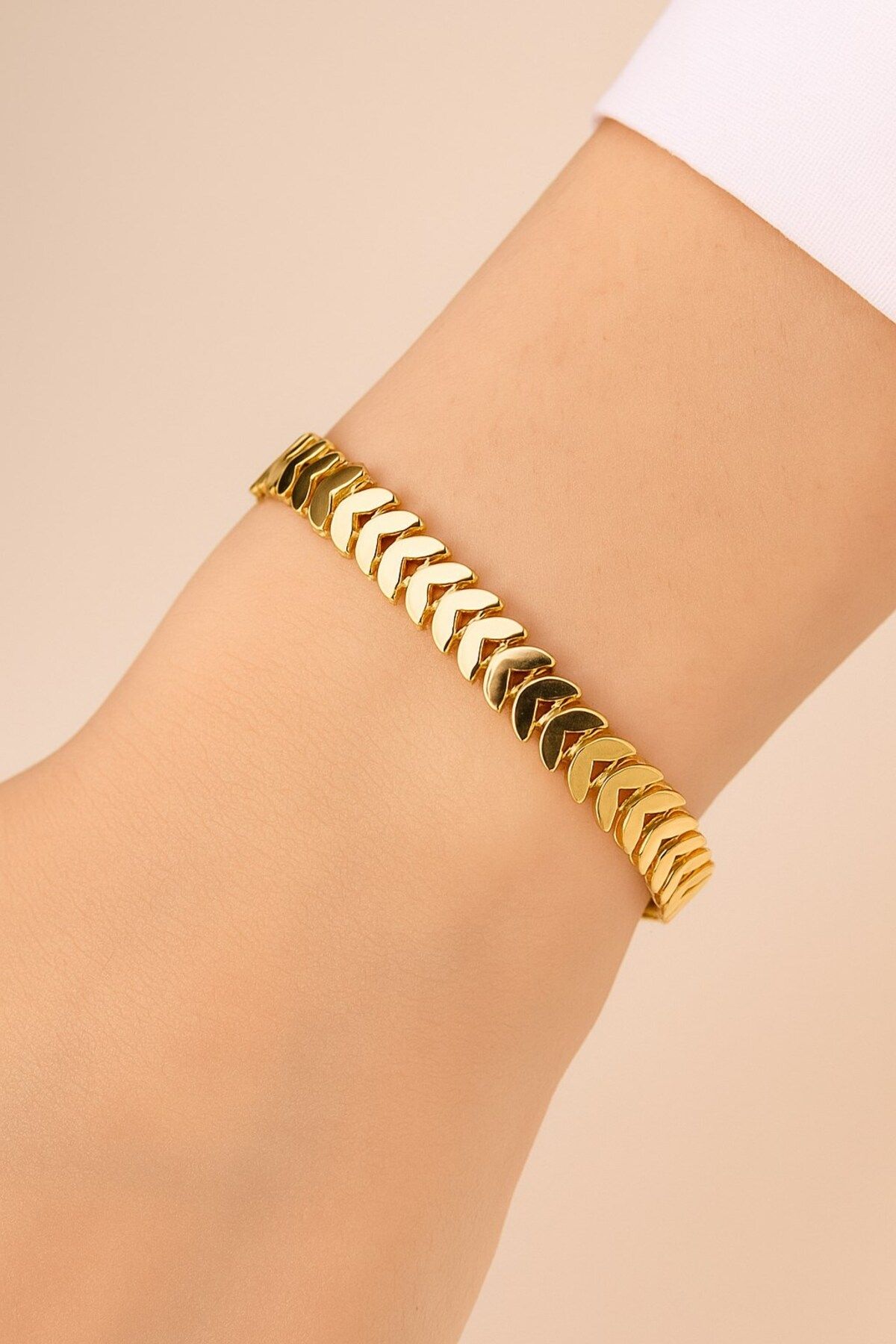 X-Lady Accessories Altın Renk Kılçık Unisex Çelik Bileklik - 3369