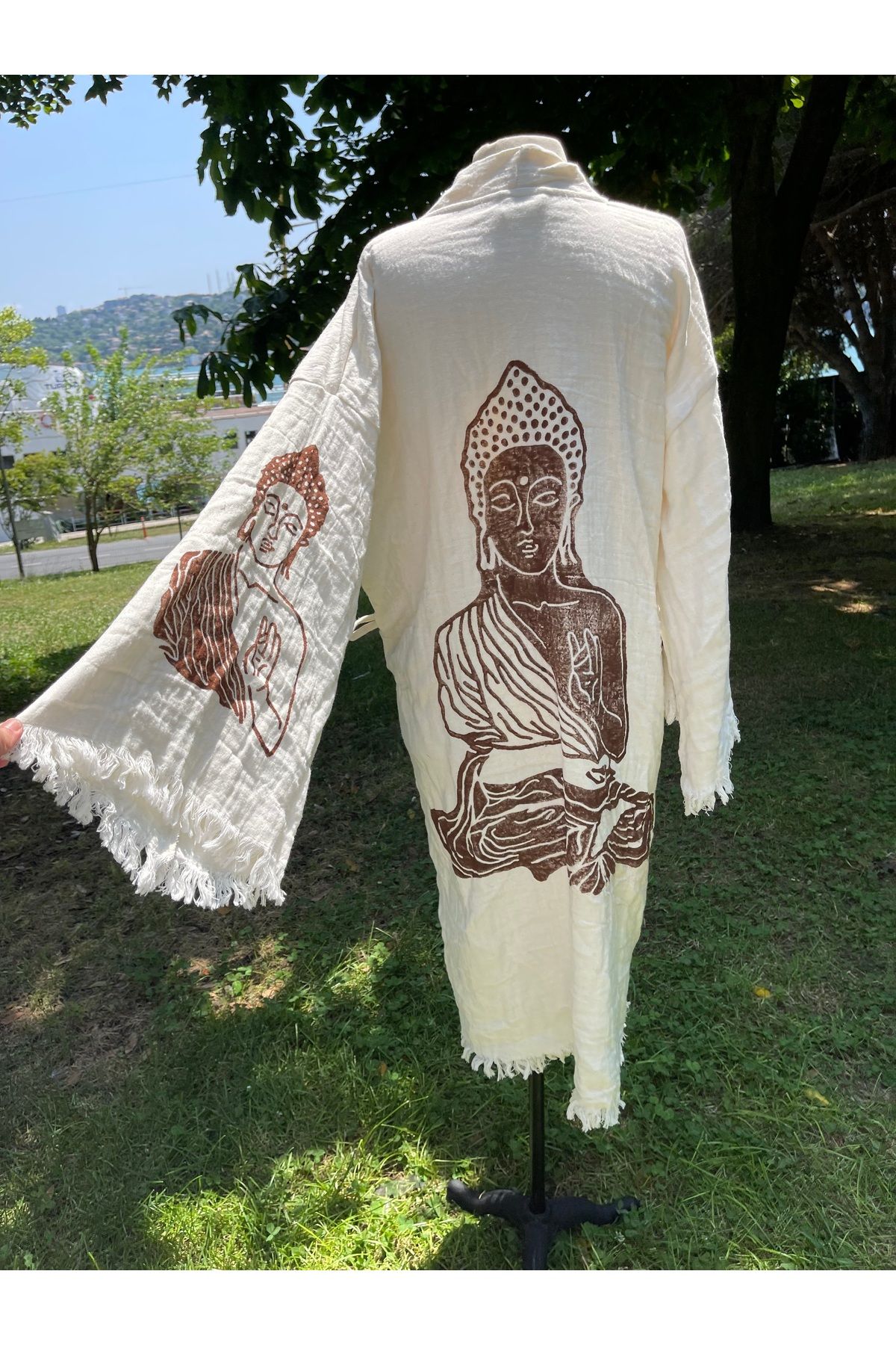 Madame Lucid Müslin Taş Baskı Kimono Pareolar