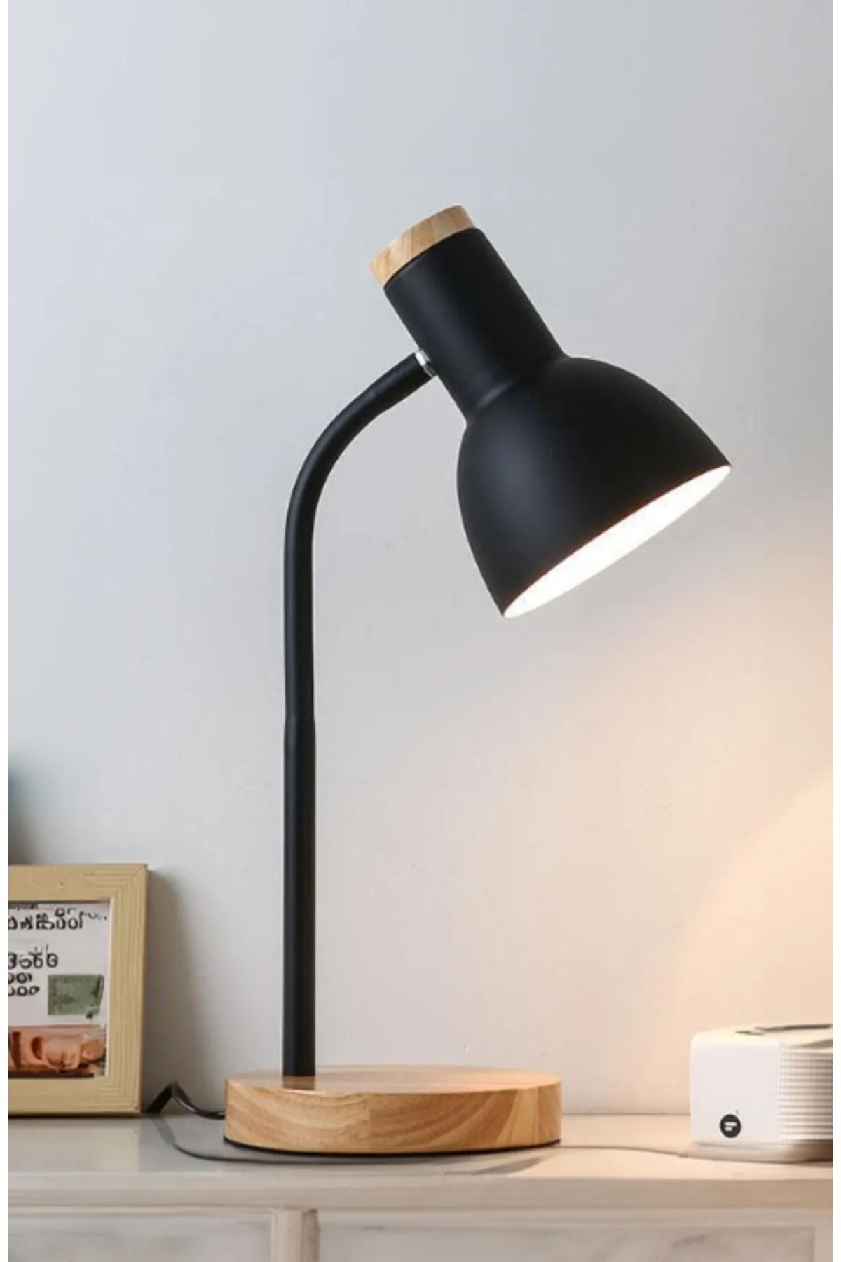 Home USB LED Masa Lambası siyah Ahşap Tabanlı Modern Dekoratif, Şık Esnek Boyunlu