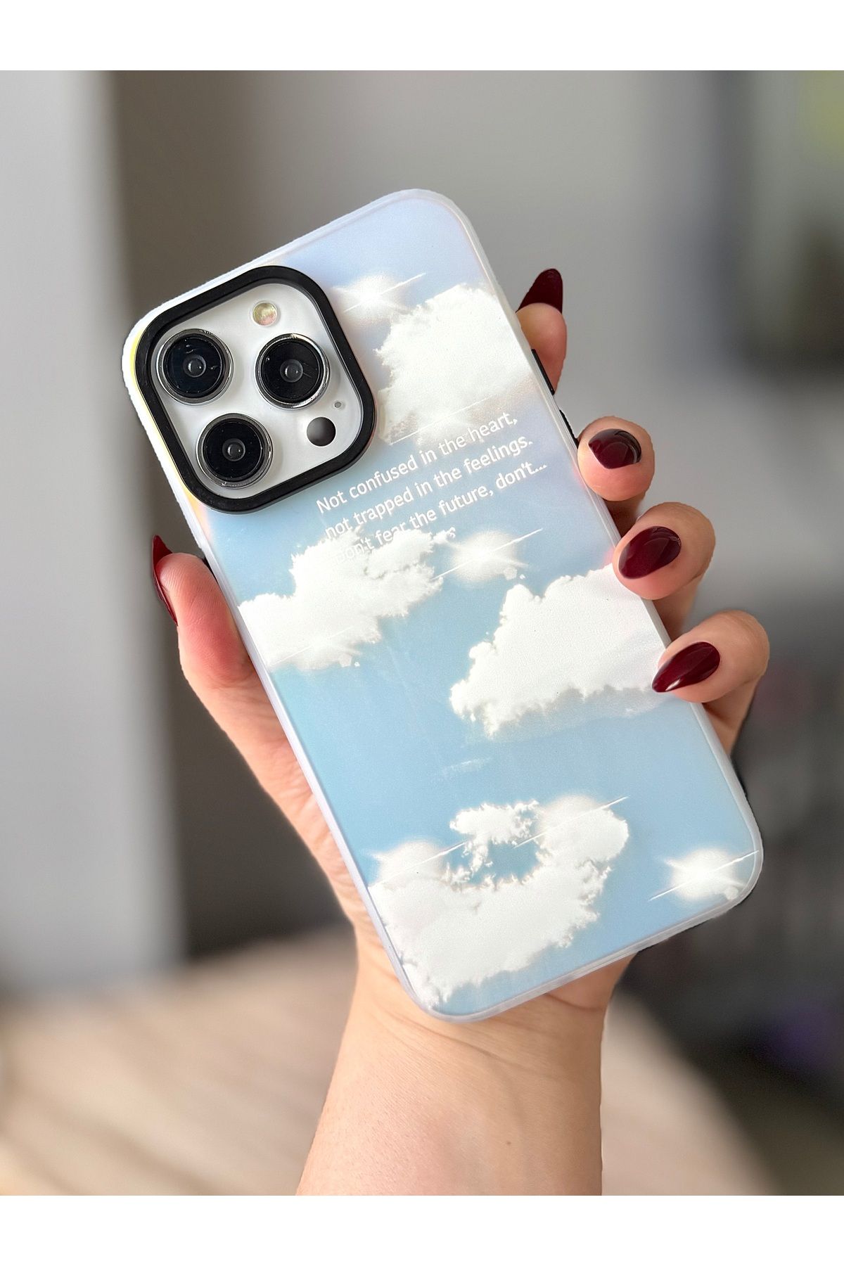 MirazTasarim IPHONE 15 PRO MAX BULUT DESENLİ MİKA KILIF
