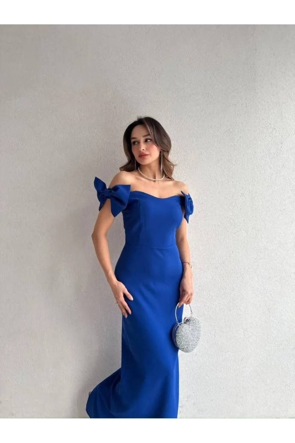 Ahzem Collection Fiyonk detaylı Maxi Boy Tasarım Elbise