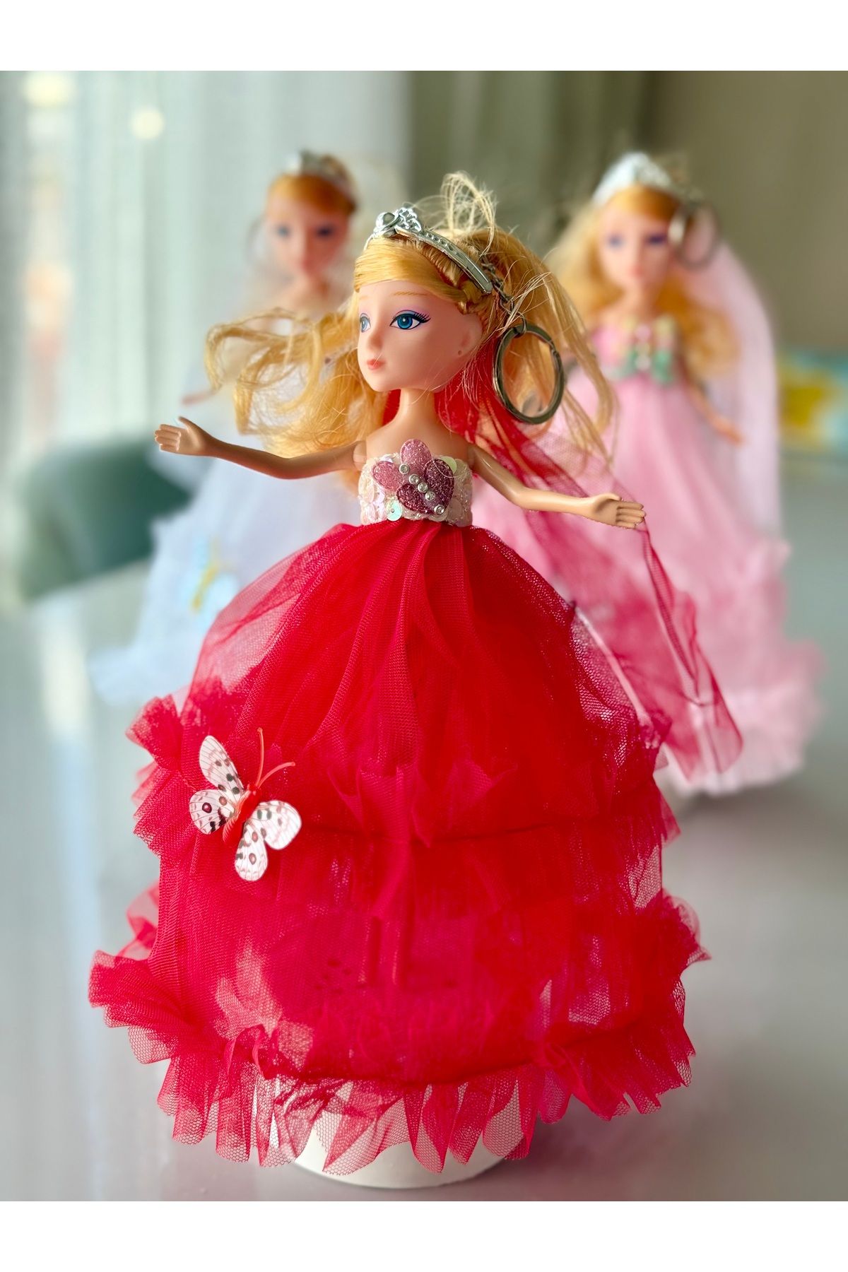 DF ToyShop KURMALI MÜZİKLİ DÖNEN KIRMIZI PRENSES BEBEK