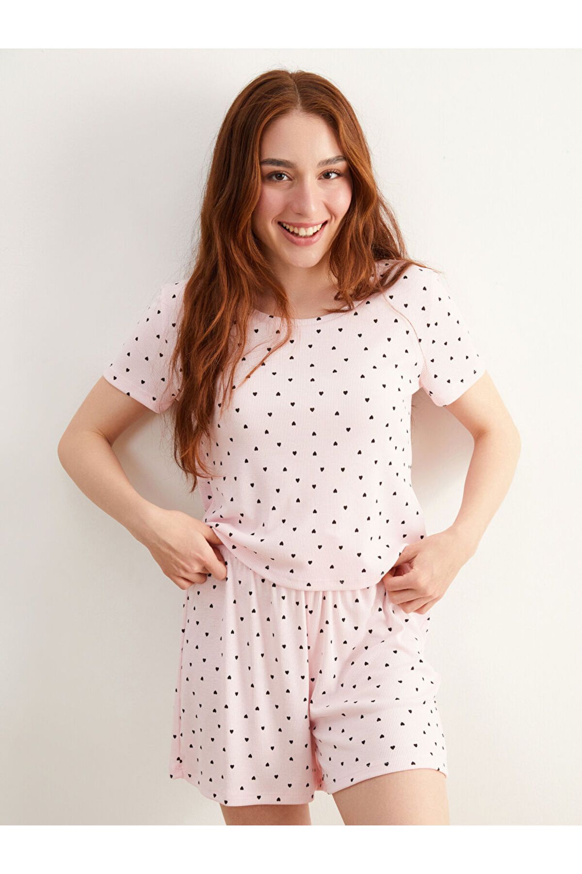 LC Waikiki Petite Kalp Baskılı Kadın Şortlu Pijama Takımı
