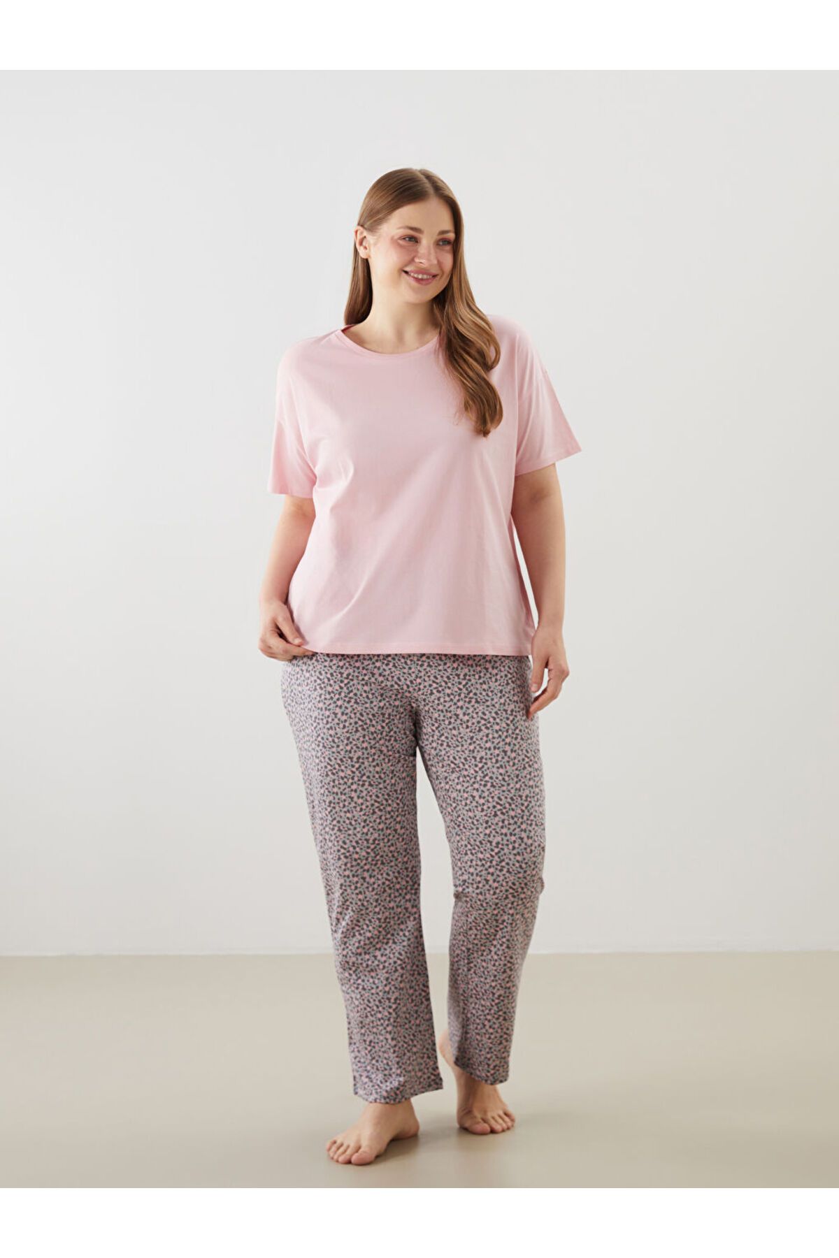 LC Waikiki Büyük Beden Desenli Kadın Pijama Takımı