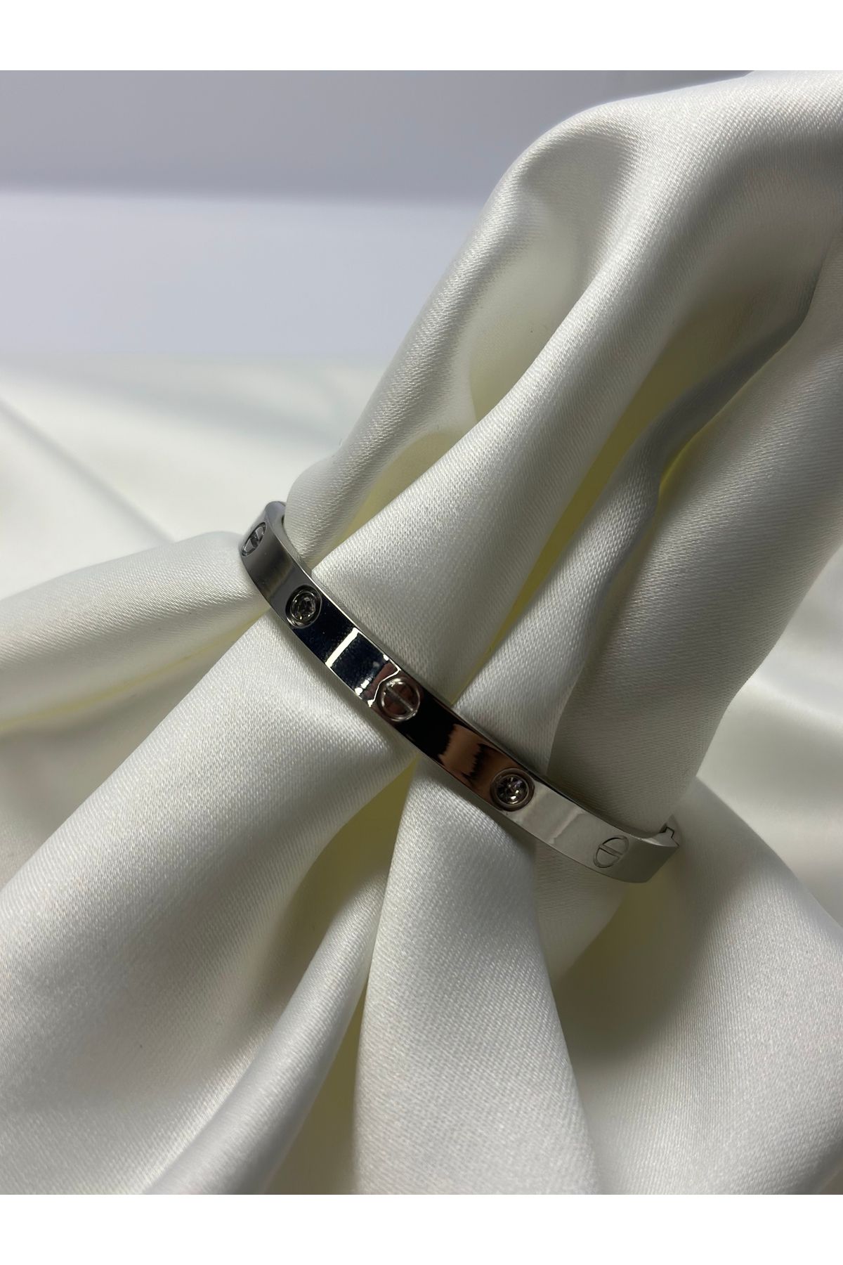 Prestij Jewelry Gümüş Renk Çelik Kalın Model Kelepçe Bileklik