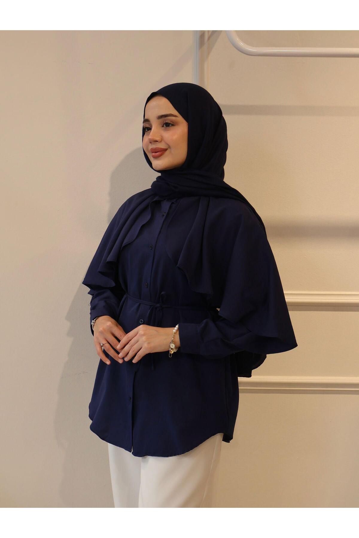 QUAWEAR Pelerin Detaylı Beli Bağcıklı Poplin Gömlek
