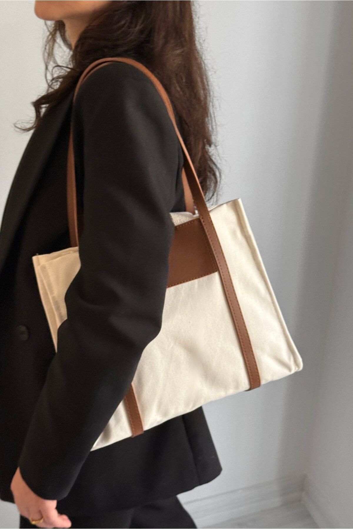 Yuka Atelier Dailin Deri Detaylı Kanvas El ve Omuz Çantası