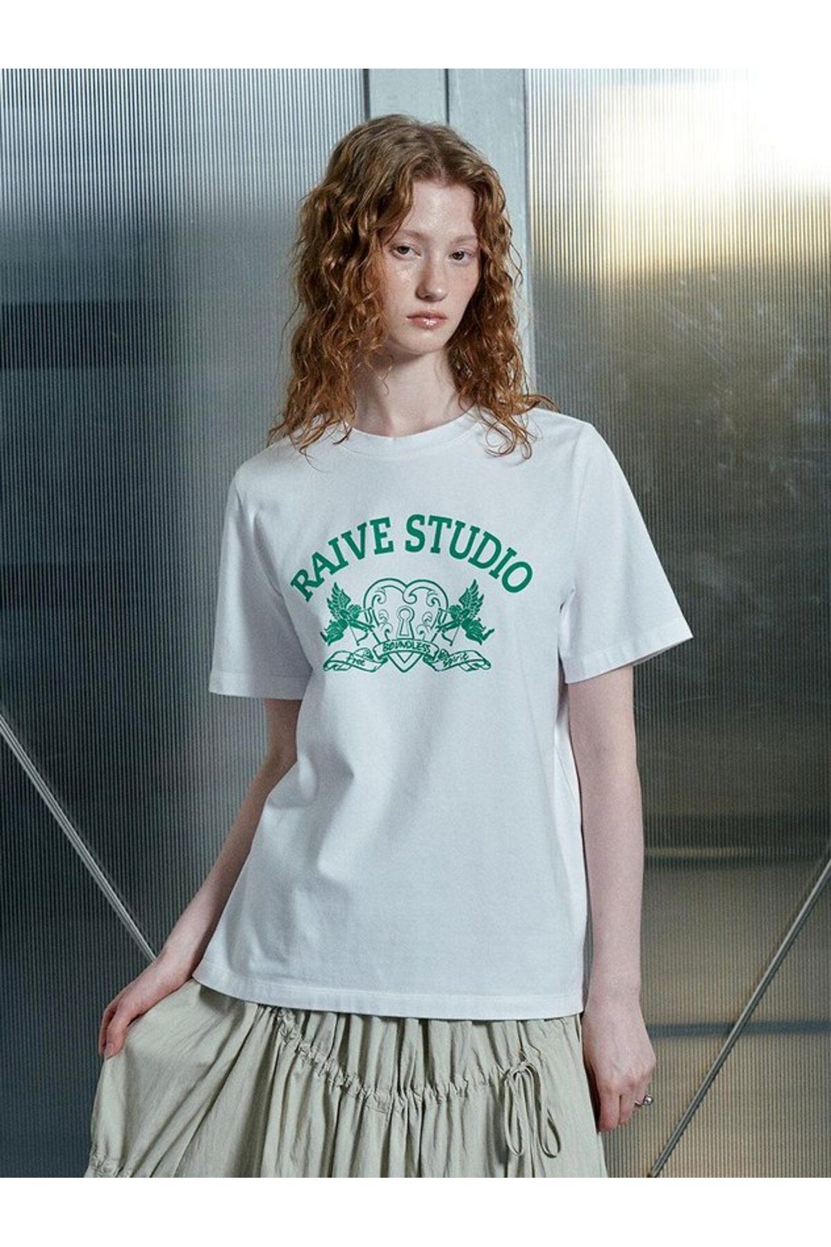 ELNOYA Unisex Pamuklu Beyaz Oversize "Ravie Studio" Baskılı Bisiklet Yaka Rahat T-shirt