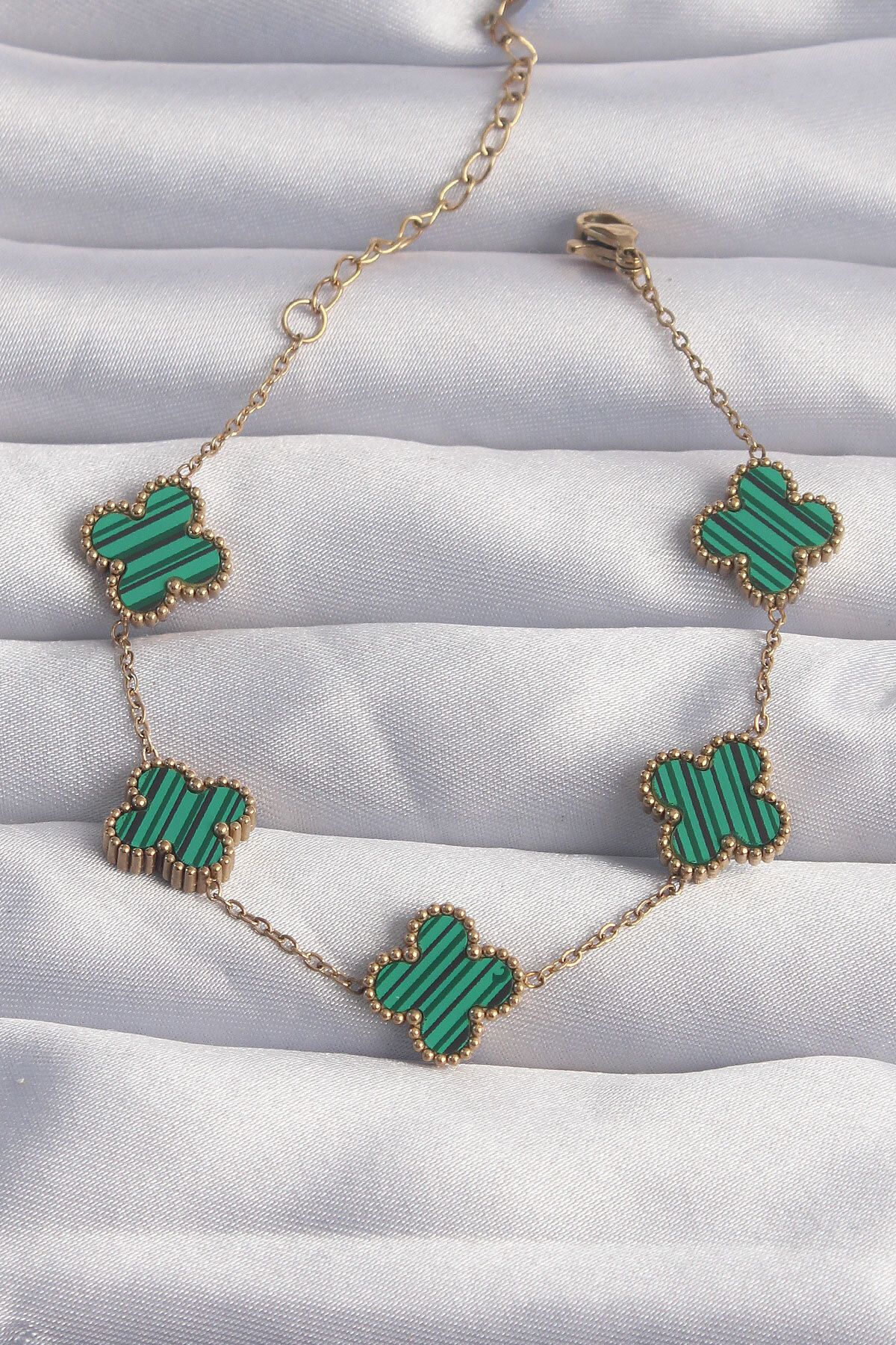 Angel Of Life 316L Çelik Gold Renk Çizgili Yeşil Mineli Yonca Bileklik - TJ-BB6260