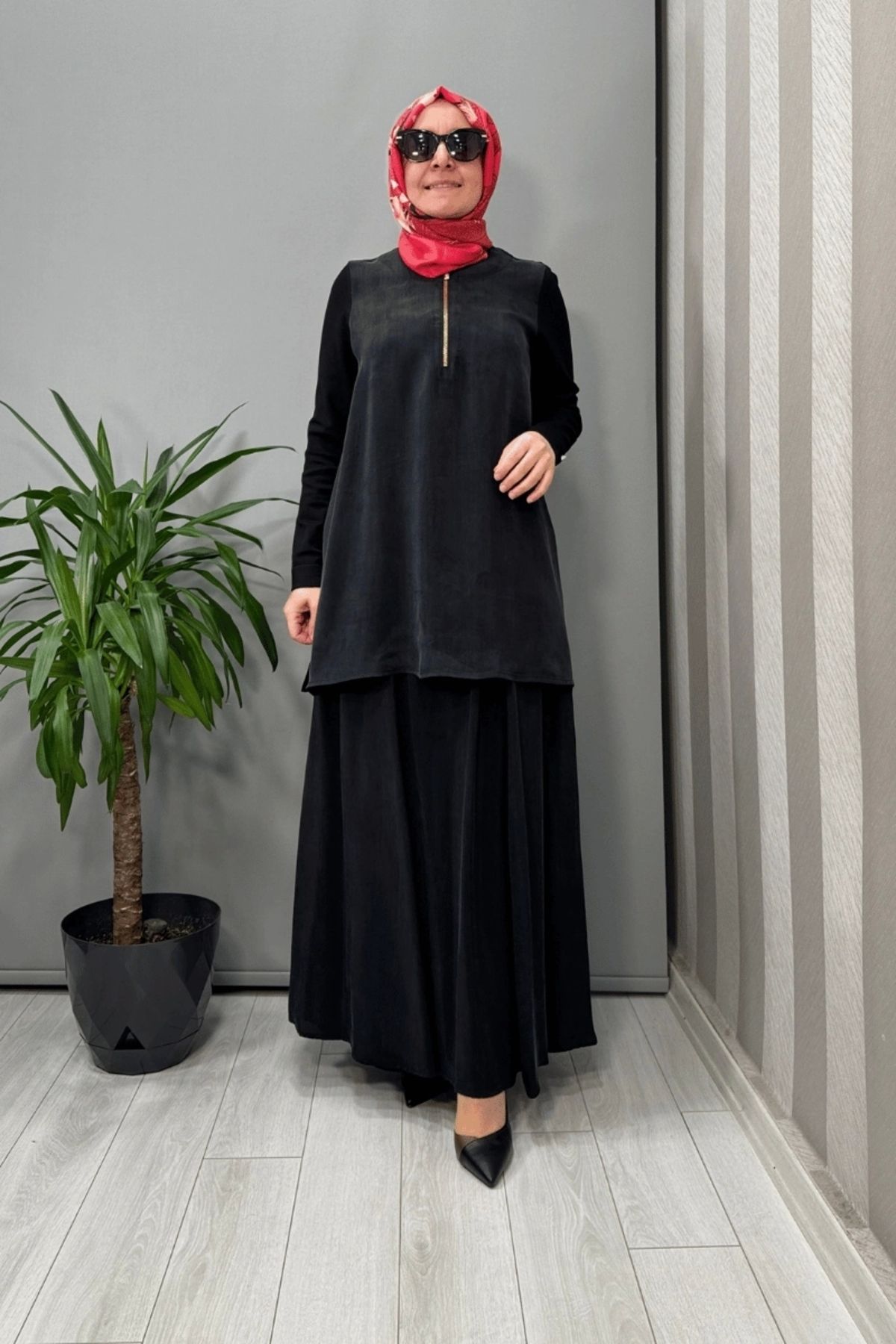 MISS DALIDA Yakası Fermuarlı Cupro Tunik Siyah T25Y-6061