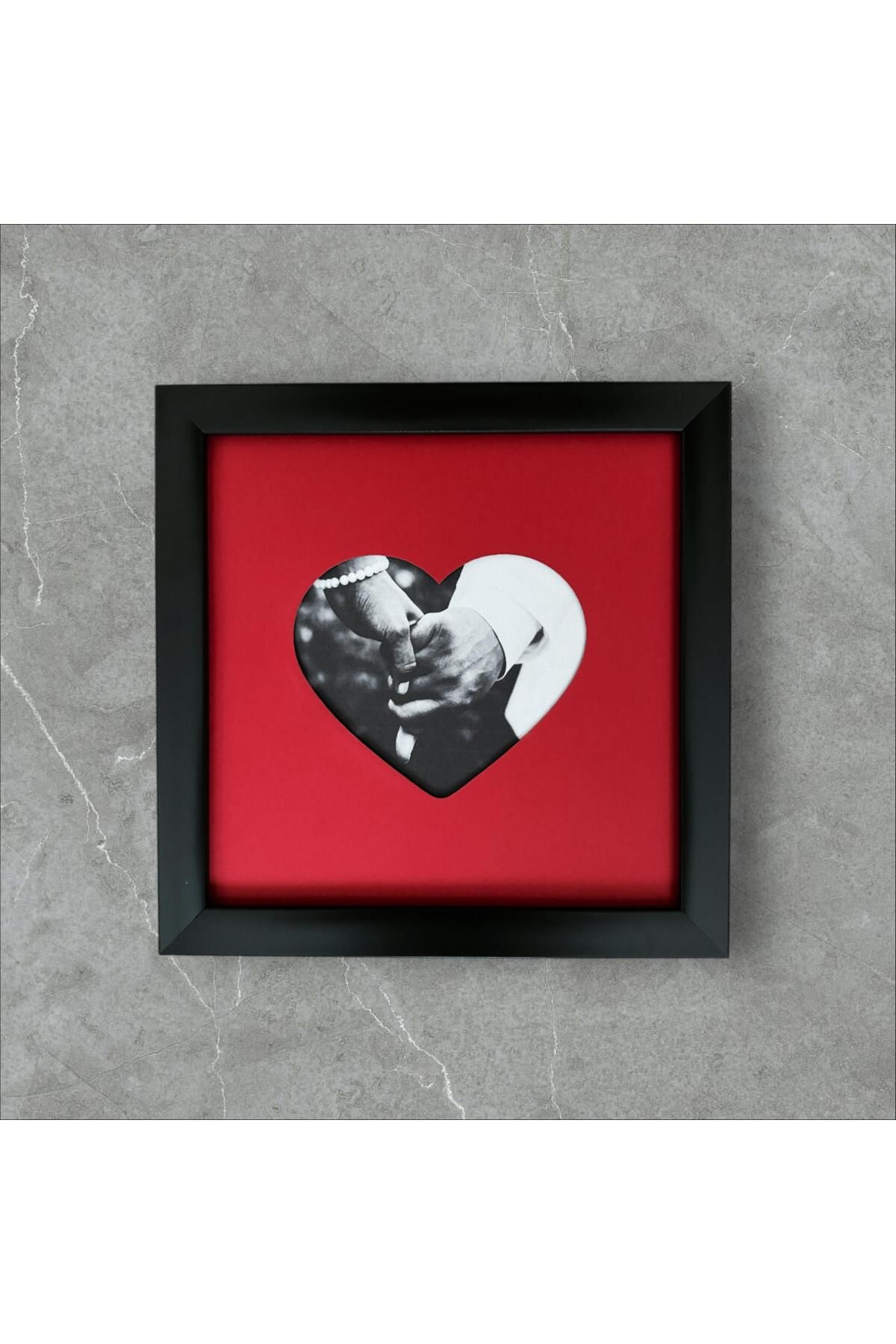 asel sanat KARE FOTOĞRAF ÇERÇEVESİ - 20x20 fotoğraf çerçevesi Kalpli paspartulu PVC CAMLI