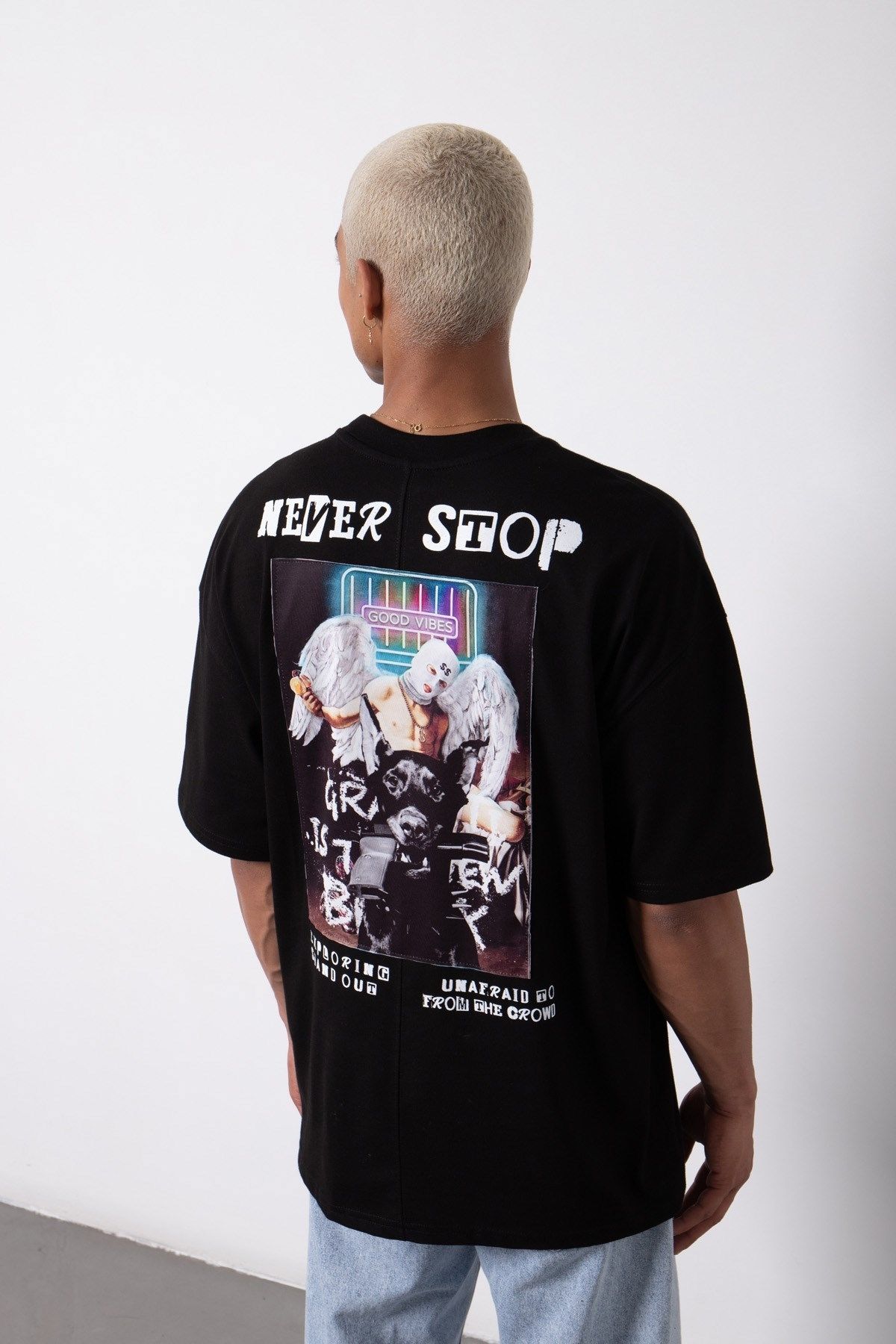 Chirkef Unisex Oversize 100% Pamuk Premium Kumaş Sırt Baskılı Bisiklet Yaka Sokak Stili T-Shirt Never Stop.