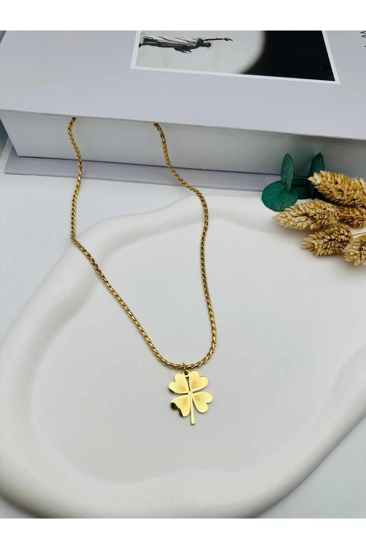 nerede bulurum Yonca Detaylı Çelik Kolye (Gold) 010679