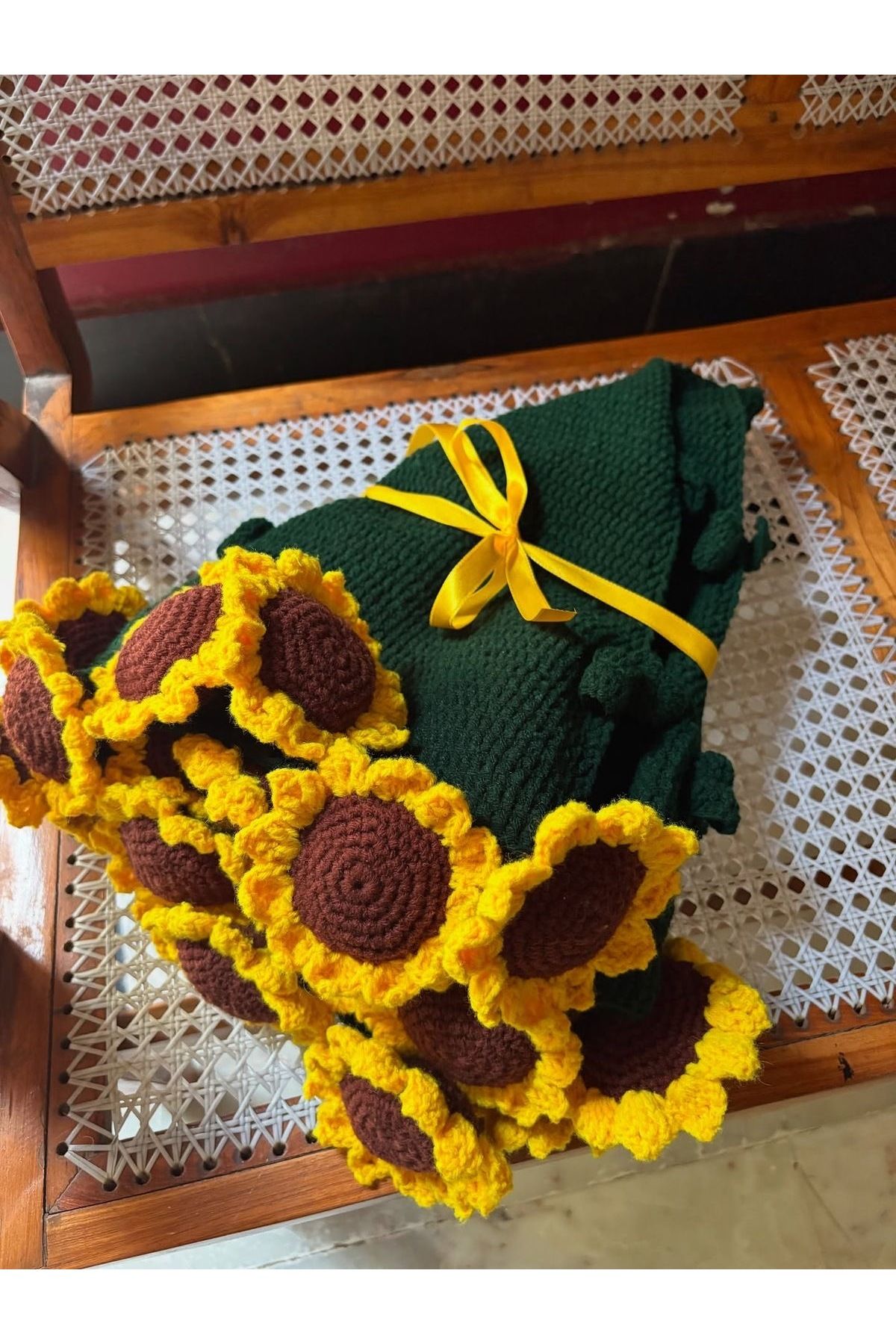 ZAHandmade Ayçiçeği buket şal