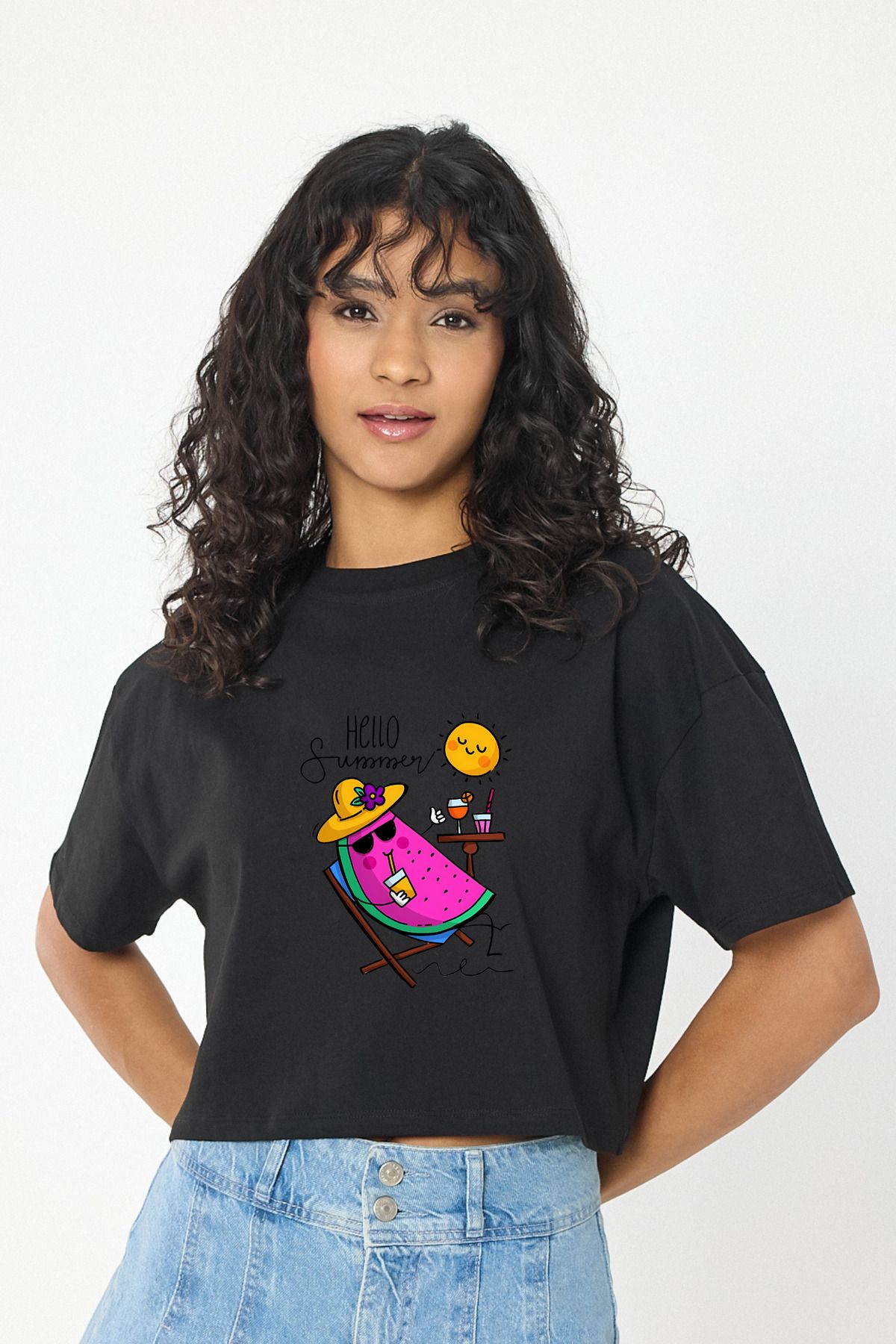 Windy Island Kadın Bisiklet Yaka Hello Summer Baskılı Crop T-shirt