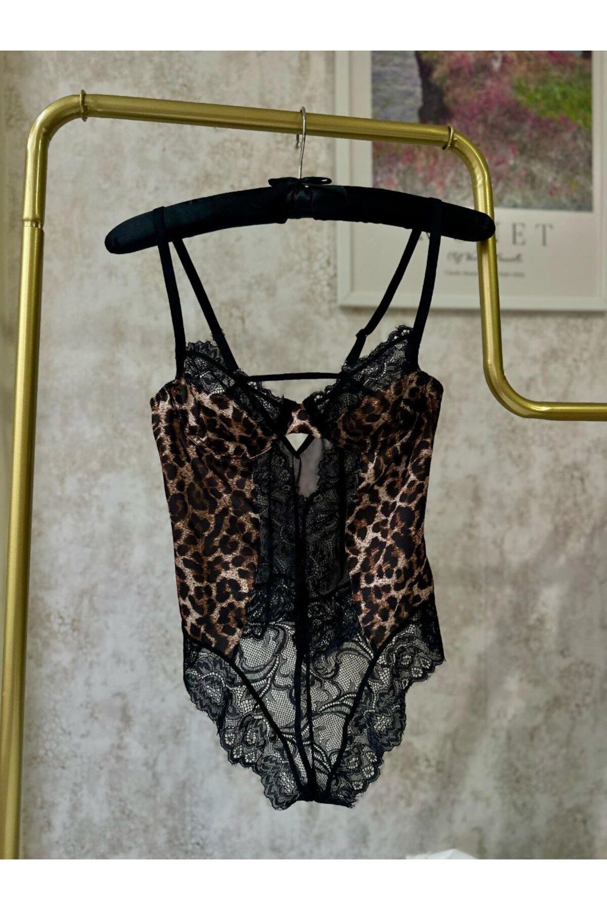 BONADEA.MK Leopar Desenli Fransız Dantelli Balenli Kapsız Transparan String Bodysuit