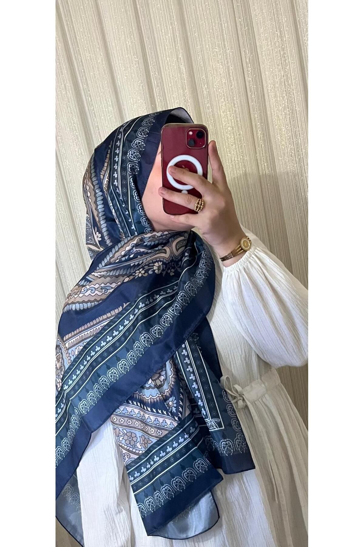 MEF Boutique HİNT İPEĞİ DESENLİ ŞAL