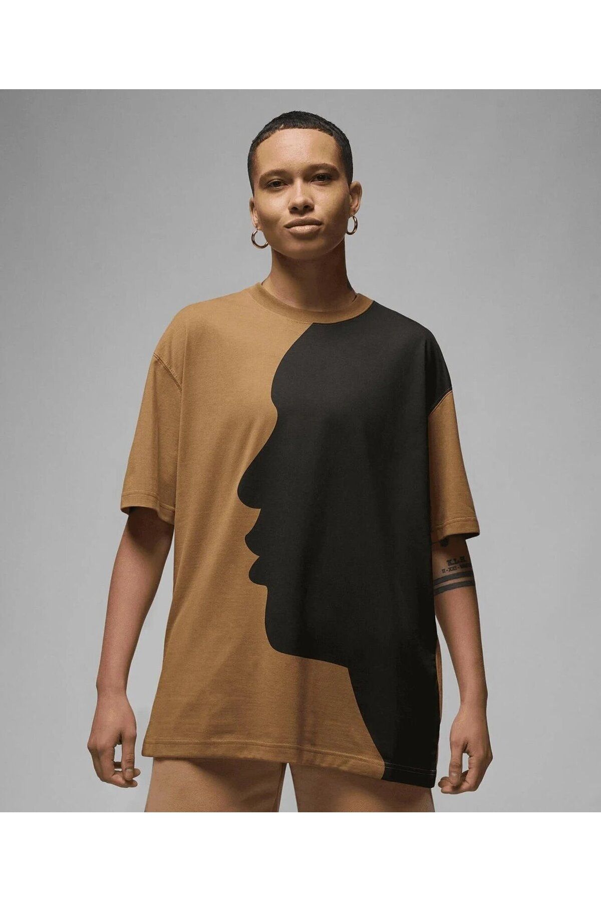Nike Jordan Oversized Graphic Spor T-Shirt FB5140-392 (BİR BEDEN KÜÇÜK ALMANIZI ÖNERİRİZ)
