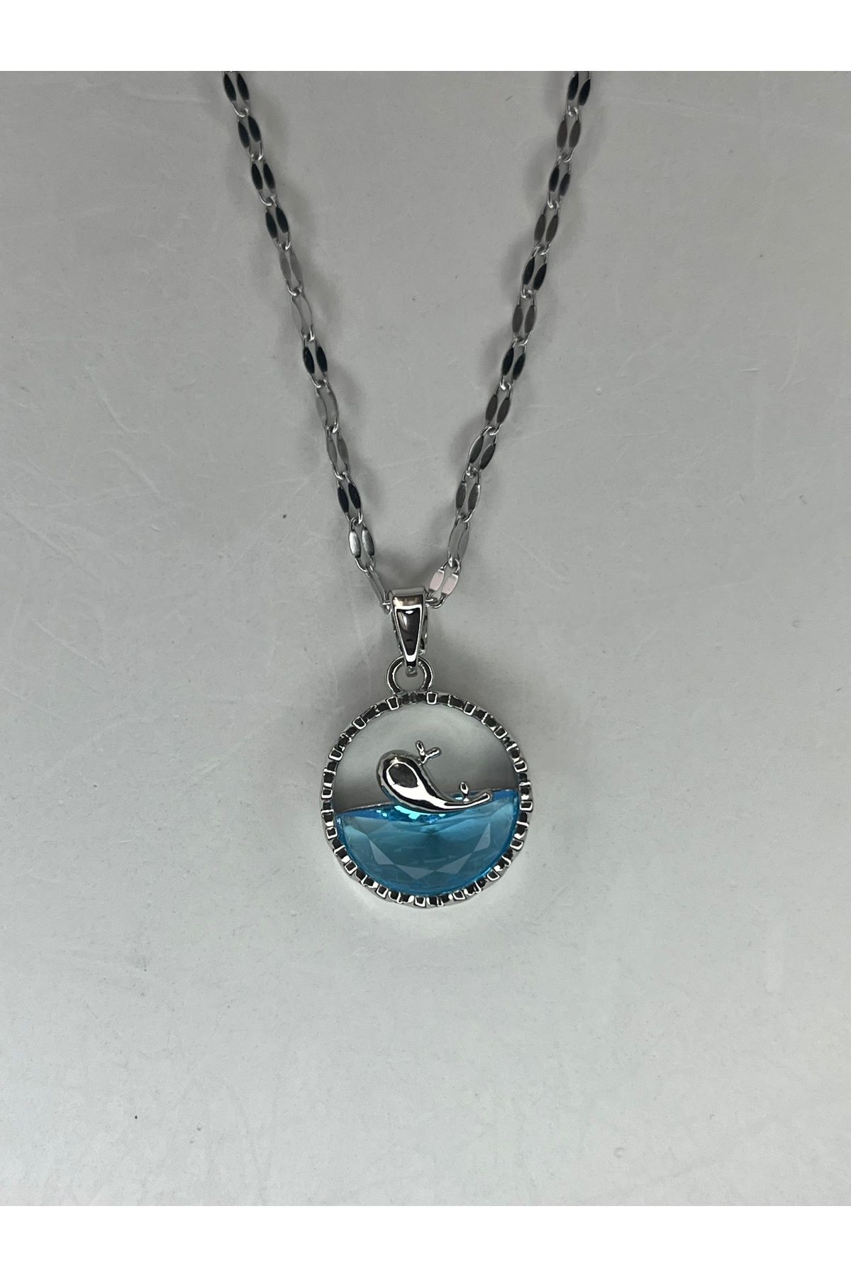 HNG JEWELRY GÜMÜŞ RENK DENİZDEKİ ÇELİK ÖZGÜR YUNUS BALIĞI KOLYE