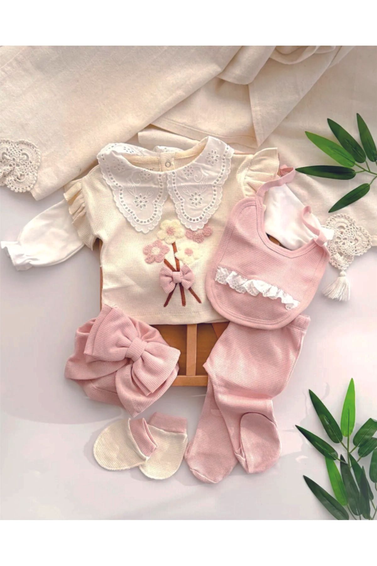 Baby Wings Papatya Nakış Işlemeli Fisto Detaylı Yenidoğan 5li Hastane Çıkış Seti