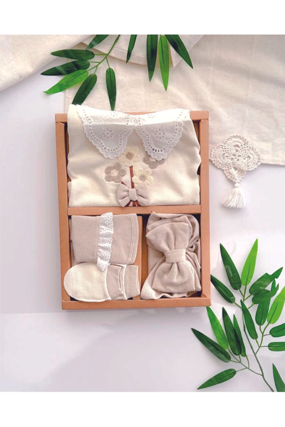 Baby Wings Papatya Nakış Işlemeli Fisto Detaylı Yenidoğan 5li Hastane Çıkış Seti