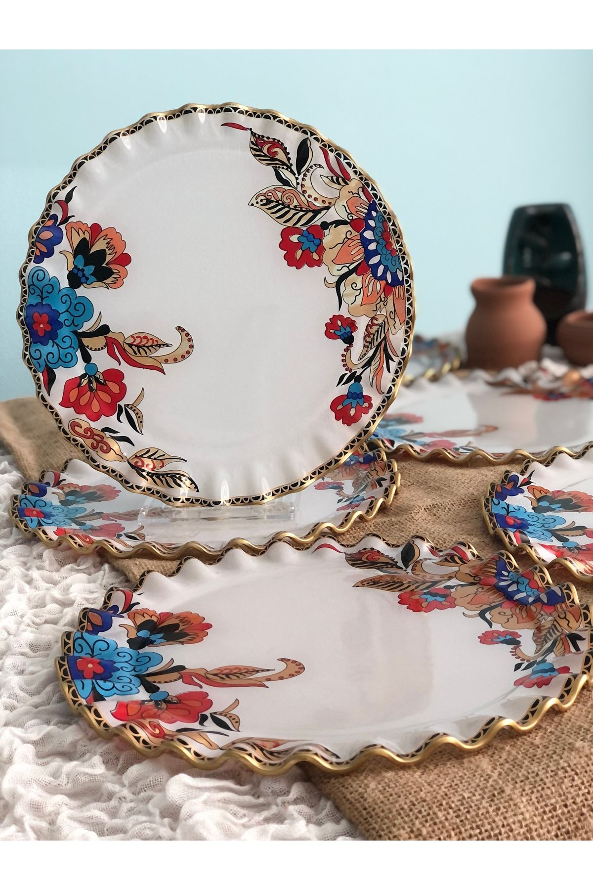B&M-White Flower Patterned Curved Serving Plate 6 Pieces 4