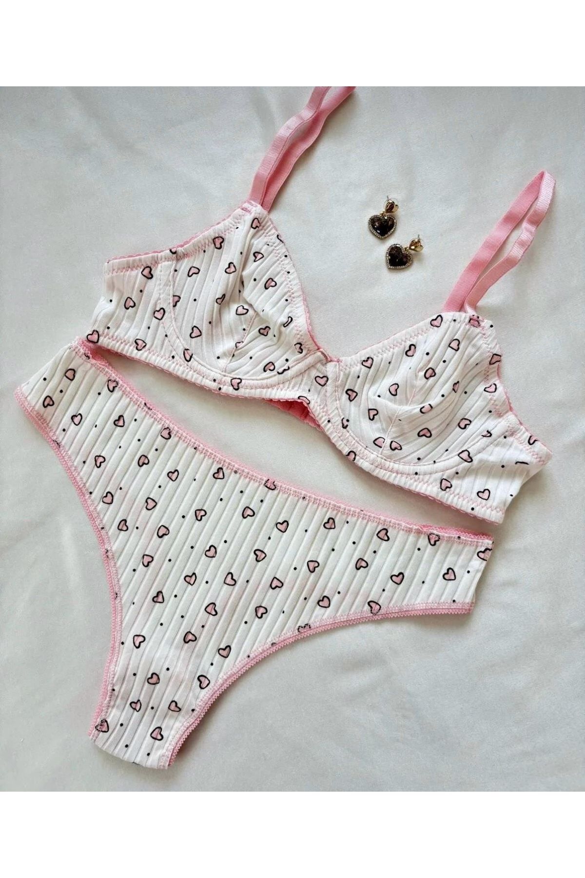 Finestb Lingerie Kalp desenli beyaz pamuklu sütyen takımı