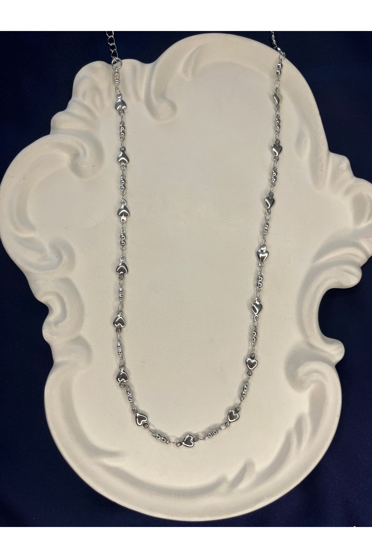 HNG JEWELRY GÜMÜŞ RENK ÇELİK SIRALI KALPLER ZİNCİR KOLYE