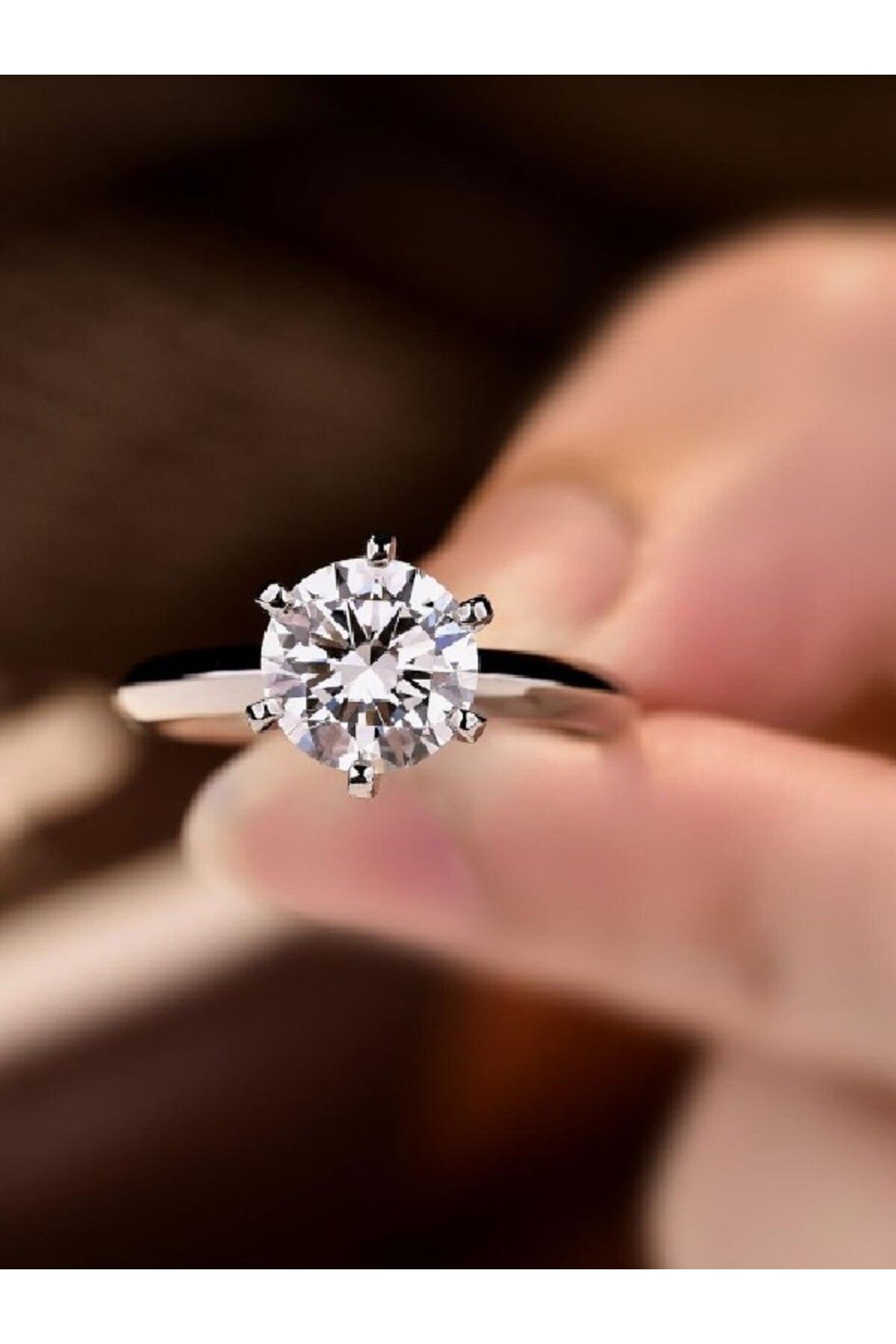 Clear Pink 1 Carat Mozanit Pırlanta Tek Taş Yüzük Gra Sertifika
