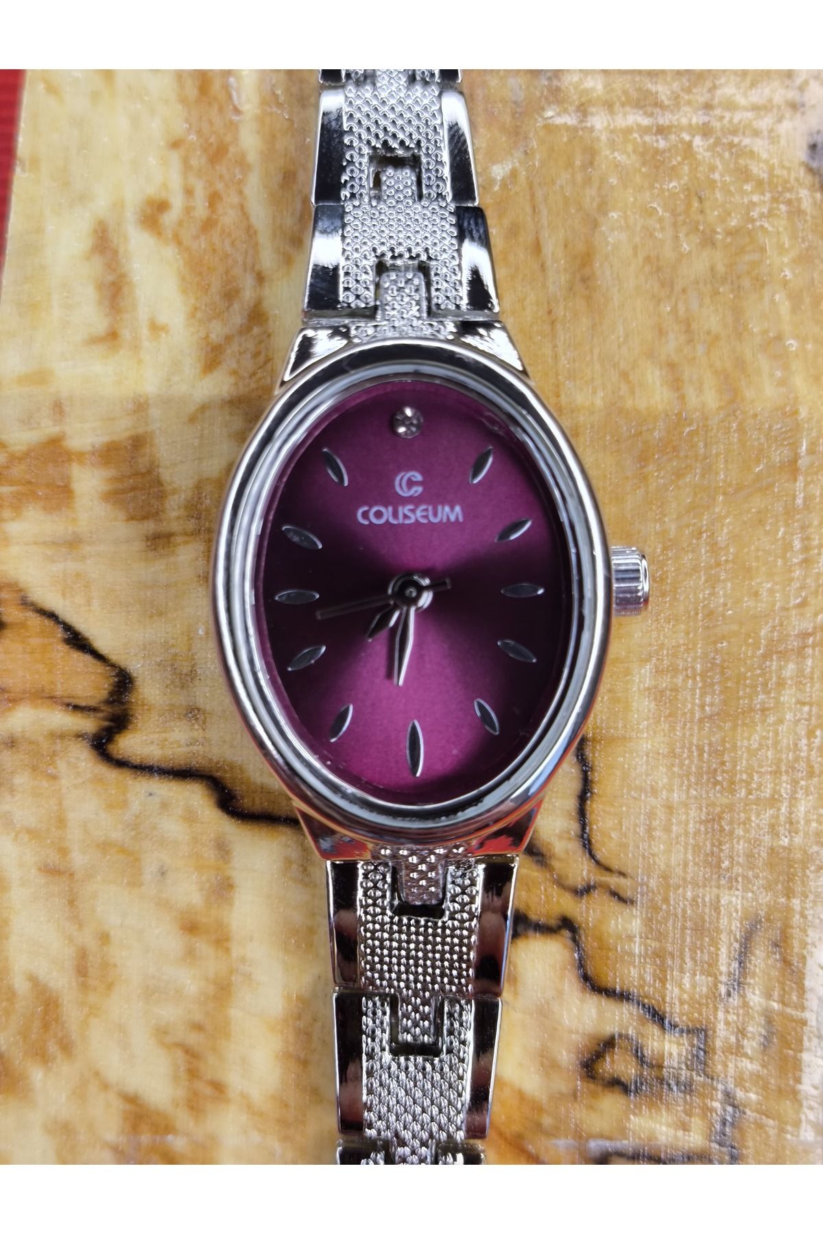 Coliseum Oval Kasa Vintage Minimal Kadın Saat