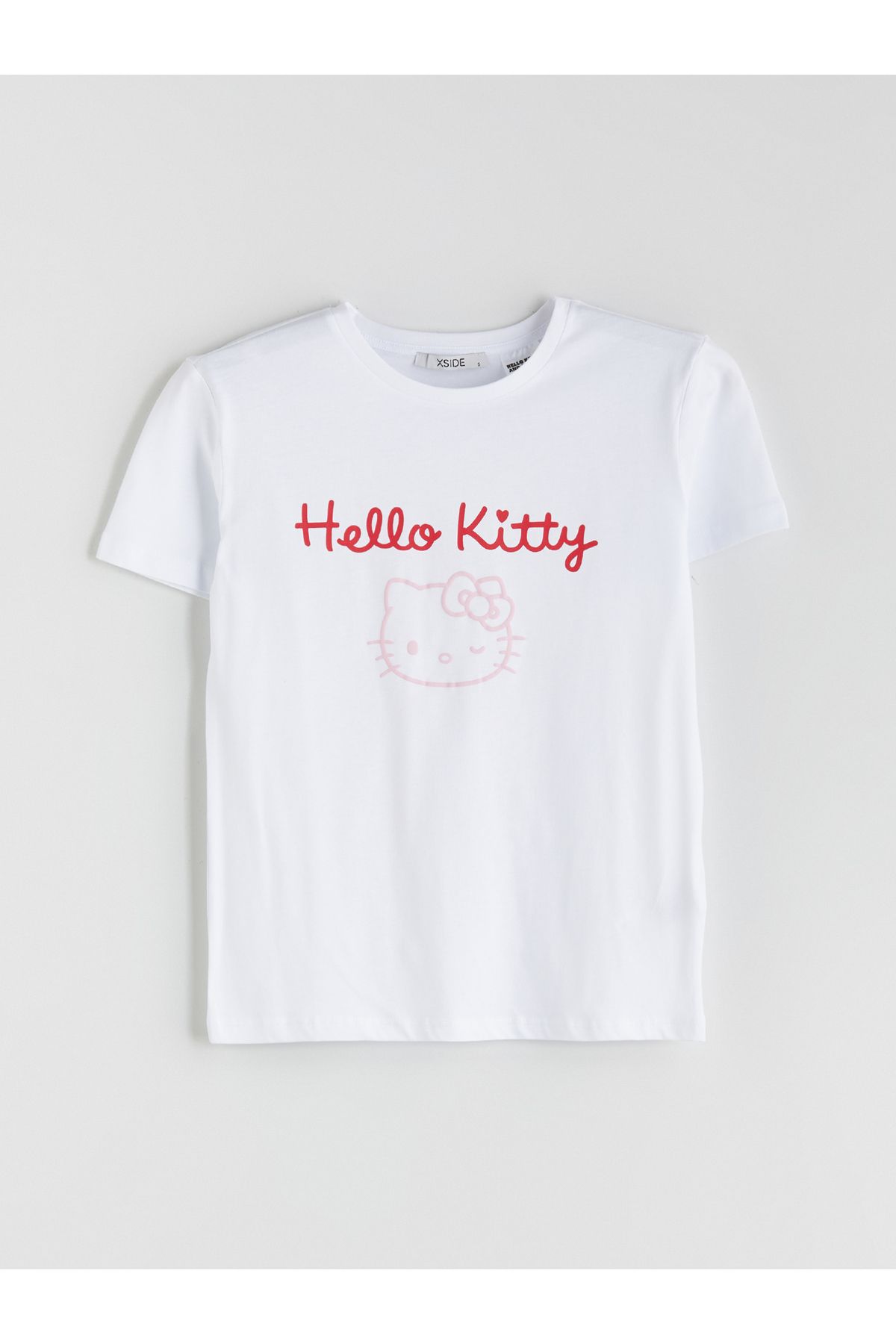 LC Waikiki Bisiklet Yaka Hello Kitty Lisanslı Kadın Tişört