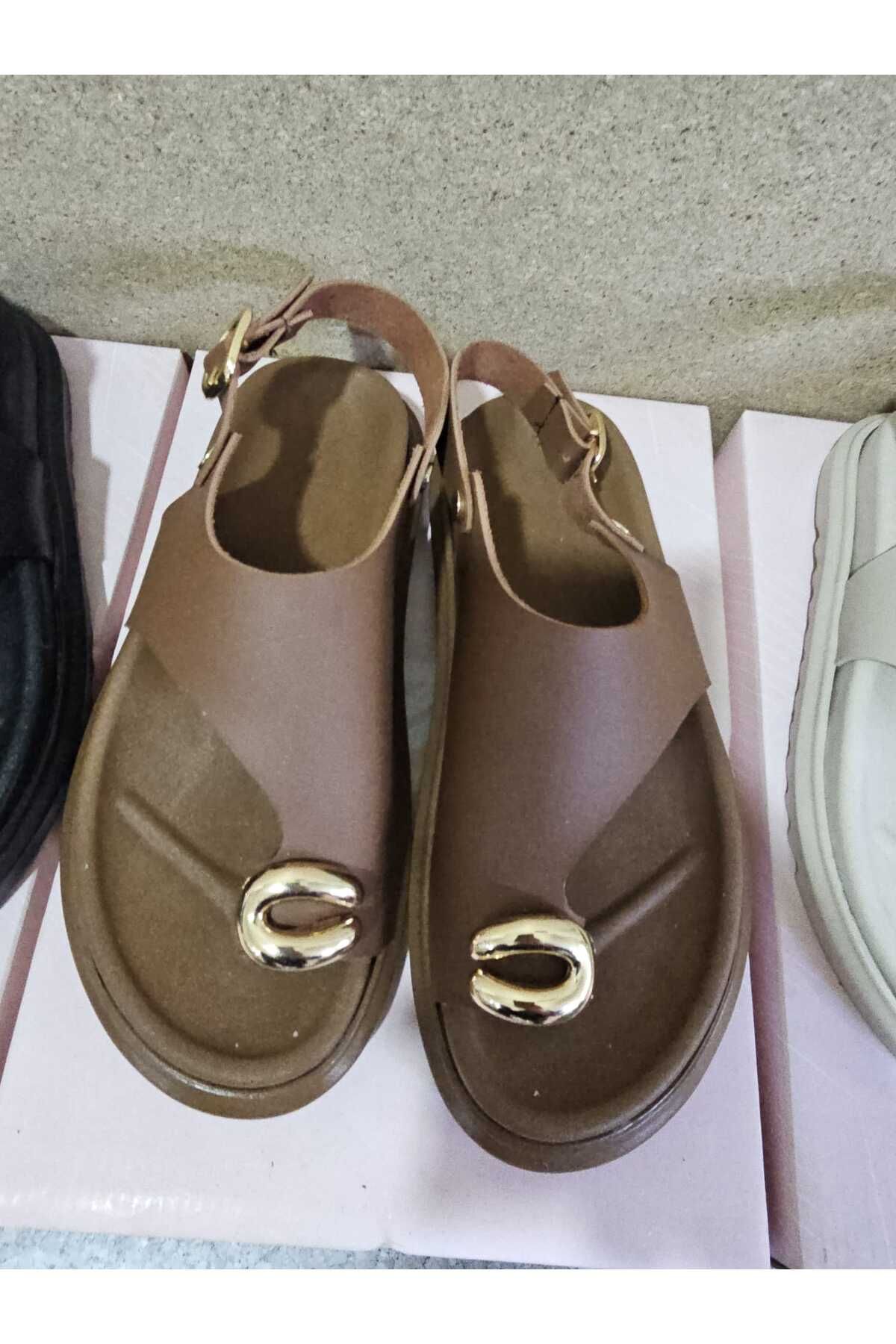 CİMİLİ SHOES Kadın Deri Günlük Gold Yüzük Parmak Arası Sandalet