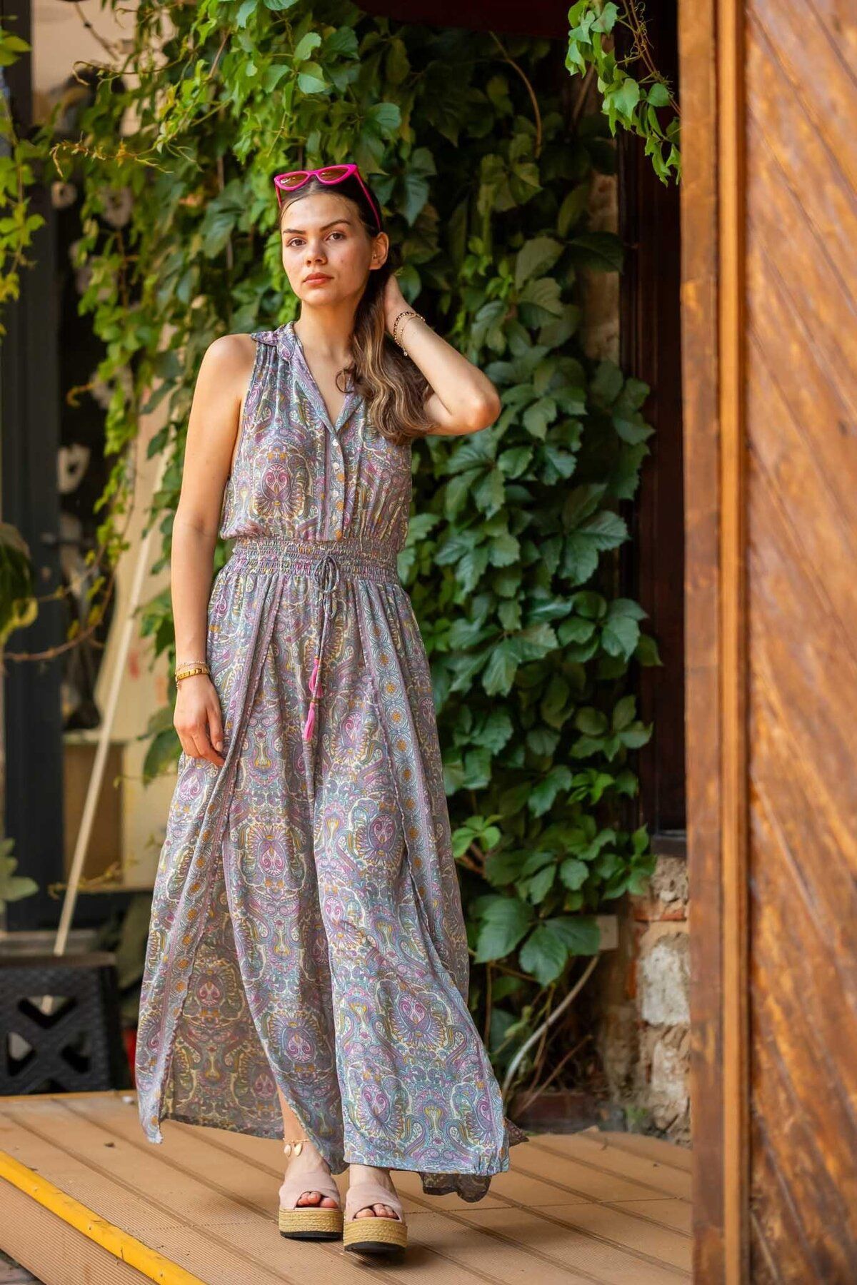Miss Boheme Pembe Renk Ön Yırtmaç Detaylı Bohem İpek Tulum