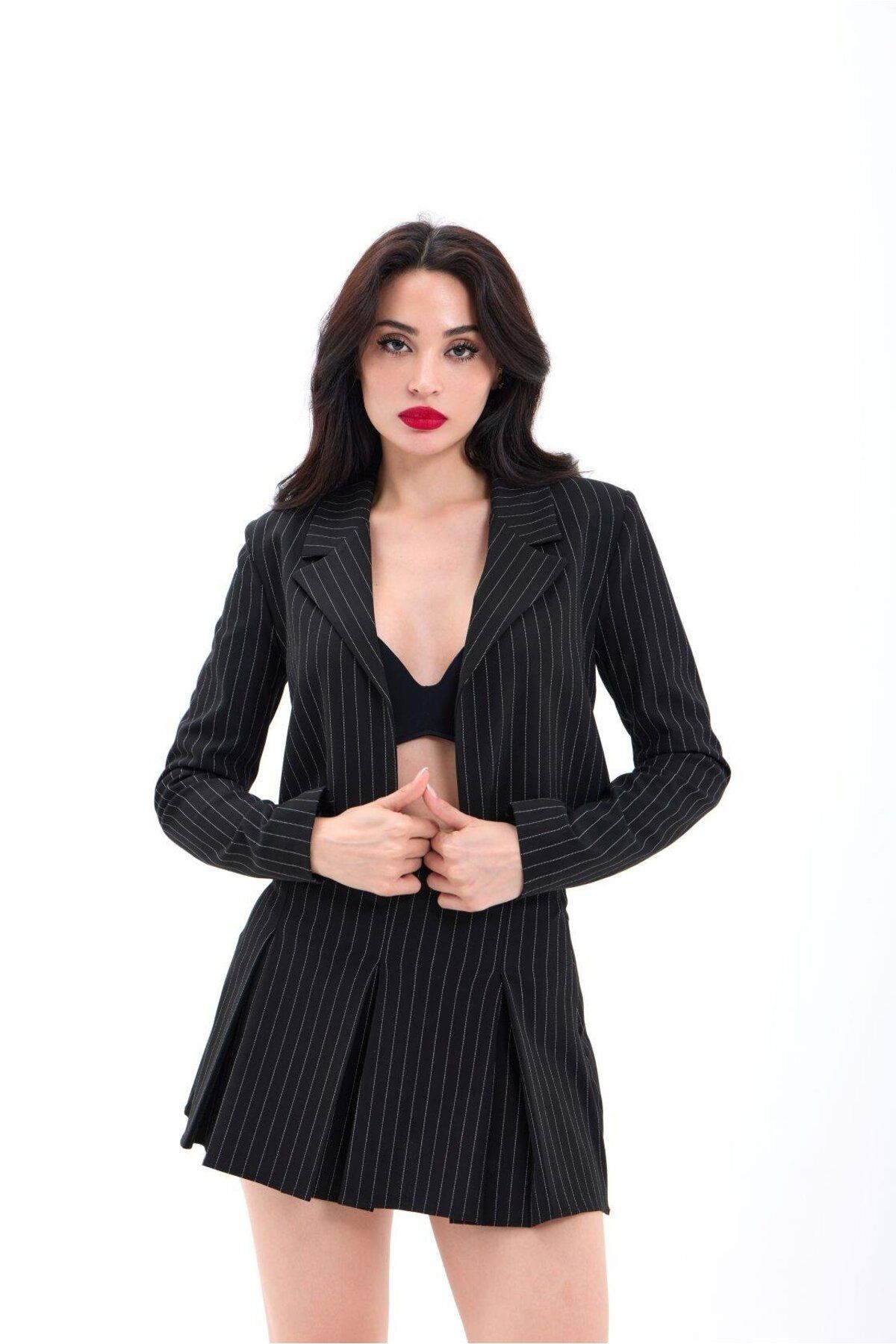 PHIVA Siyah Çizgili Kadın Takım (Blazer + Etek )