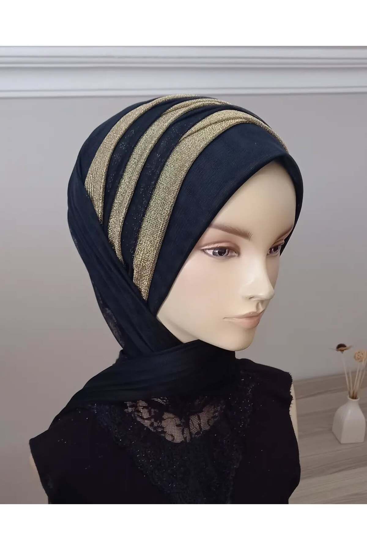 BERKE TUHAFIYE AKSESUAR Siyah Renk Gold Simli Drape Eşarp Tipi Şal Modeli Hazır Duvak Hazır Şal Hazır Türban