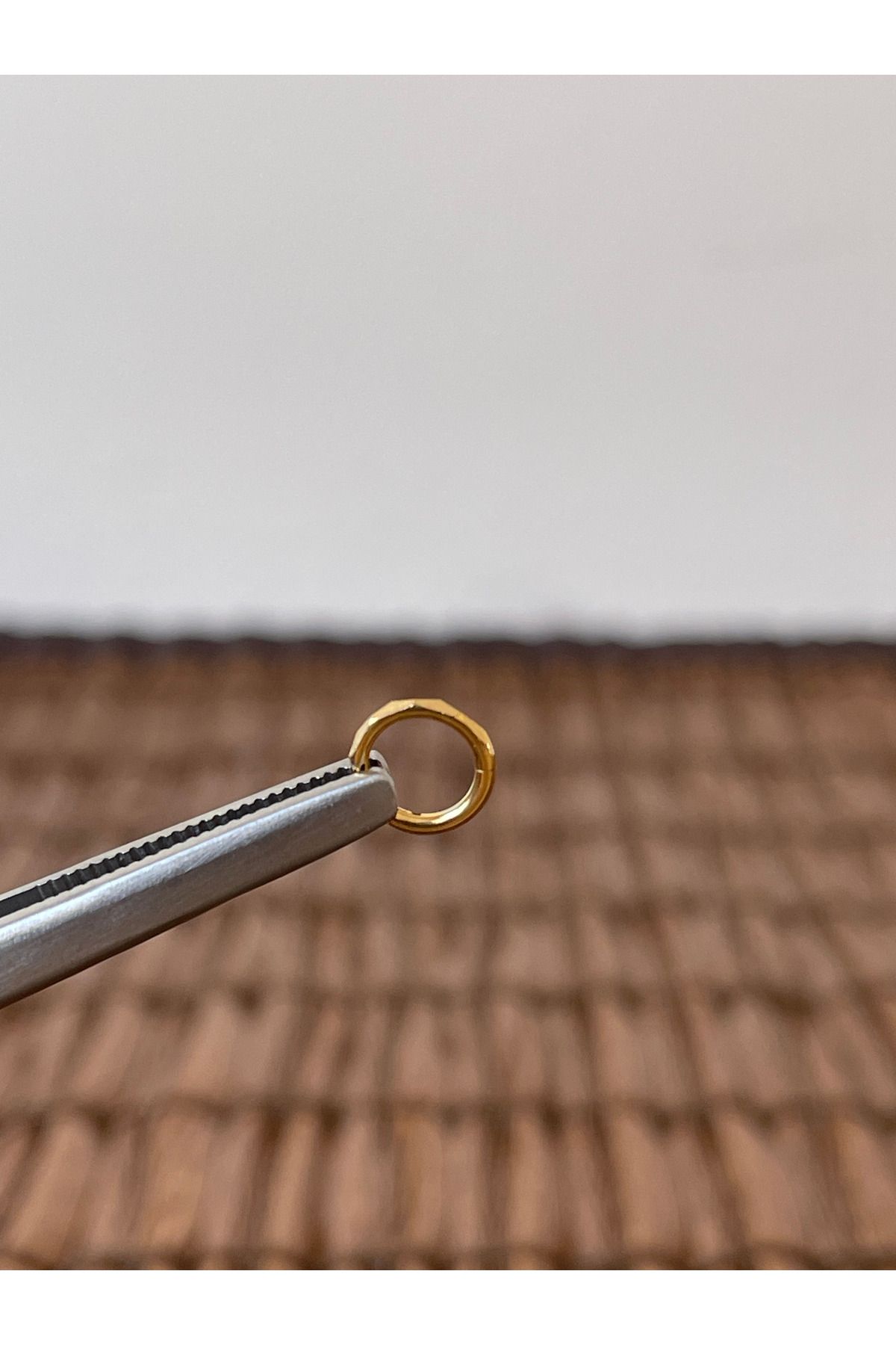 Rupen Kraft 316 L Cerrahi Çelik Anti Alerjik Kesme Baklava 6 mm x 1.2mm Altın Kilitli Halka Piercing