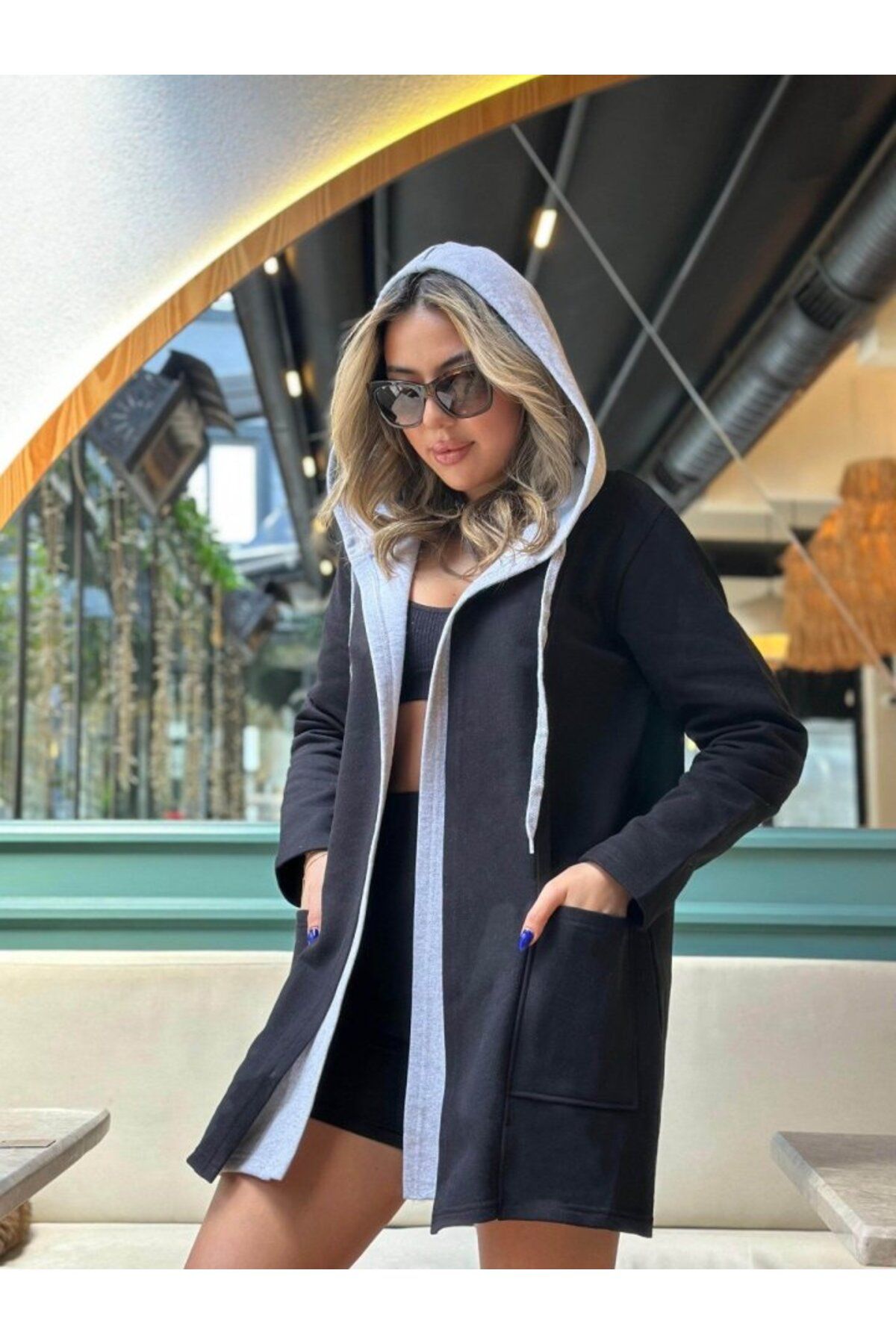DEAG Kadın Uzun Kollu Kapşonlu Bağcıklı Cepli Iki Iplik Ceket