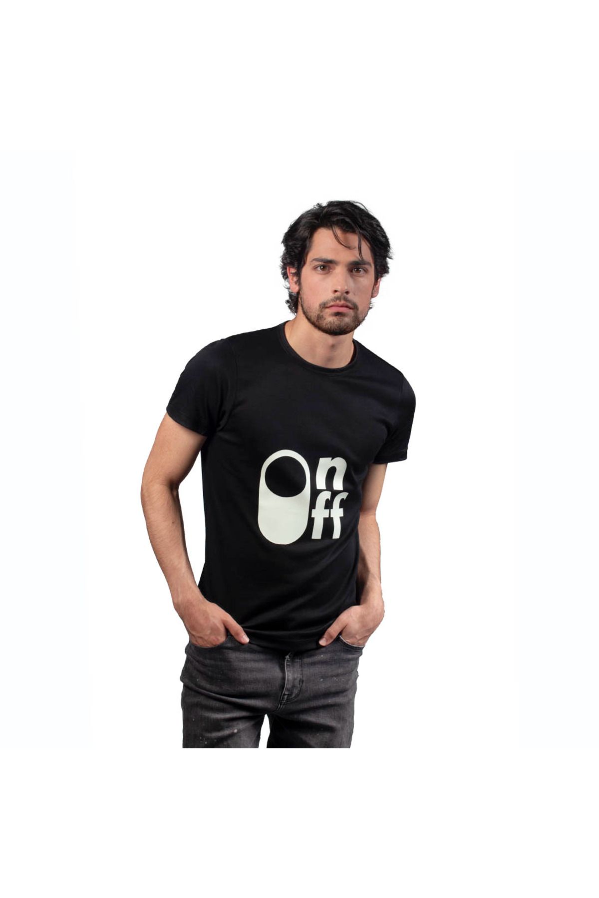 aynewmoda Özel tasarım ve Açık/Kapalı grafiklere sahip erkek tişörtü.