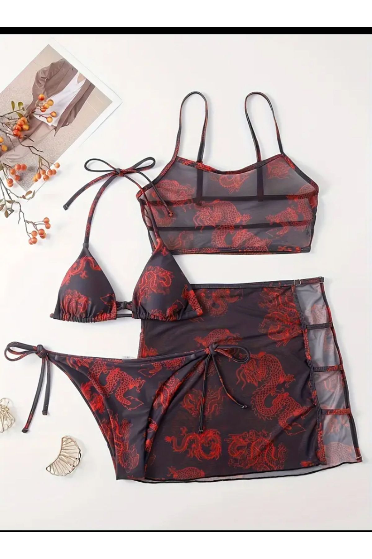 Phellos Siyah Kırmızı Ejderha Desenli4’lü Bikini Takımı – Şeffaf Crop Top, Pareo ve Üçgen Bikini Alt Üst
