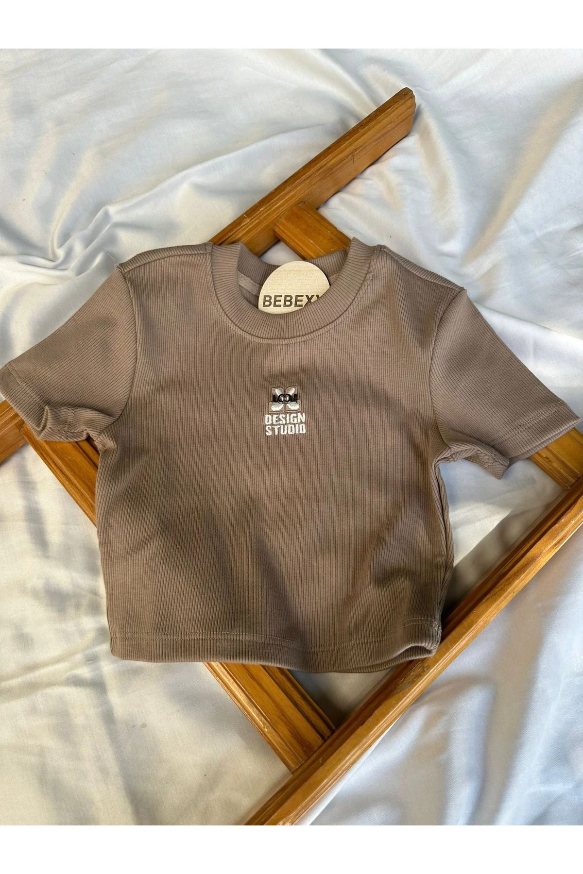 BEBEXY BUTİK Desing Studio Baskılı Crop Kahverengi