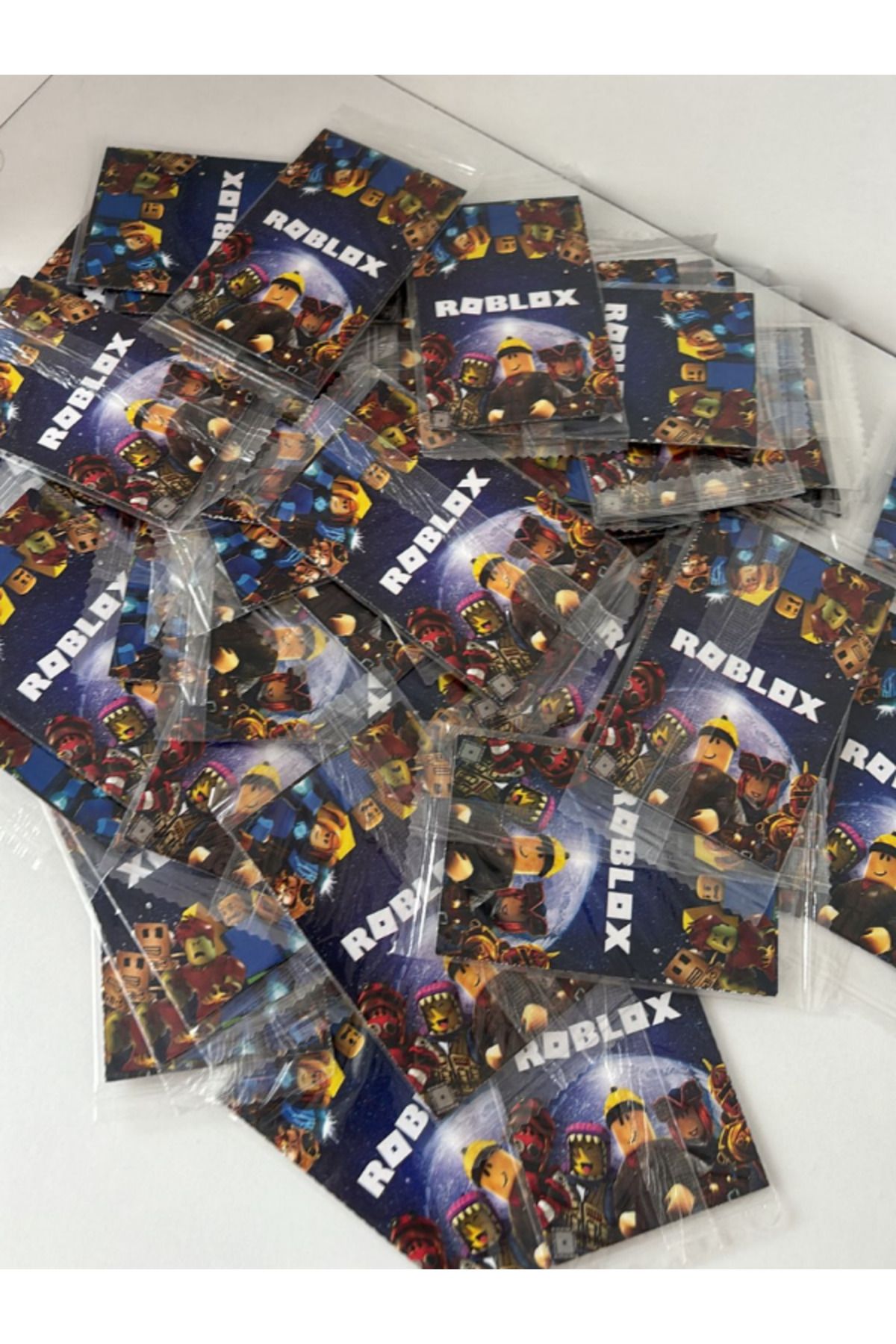 Muhcu Home Rblox - Oyun Serisi 1 - Özel Seri 1 Oyun Kartı - Rblox ) Oyuncu Karakterleri ( 1 Paket ))))