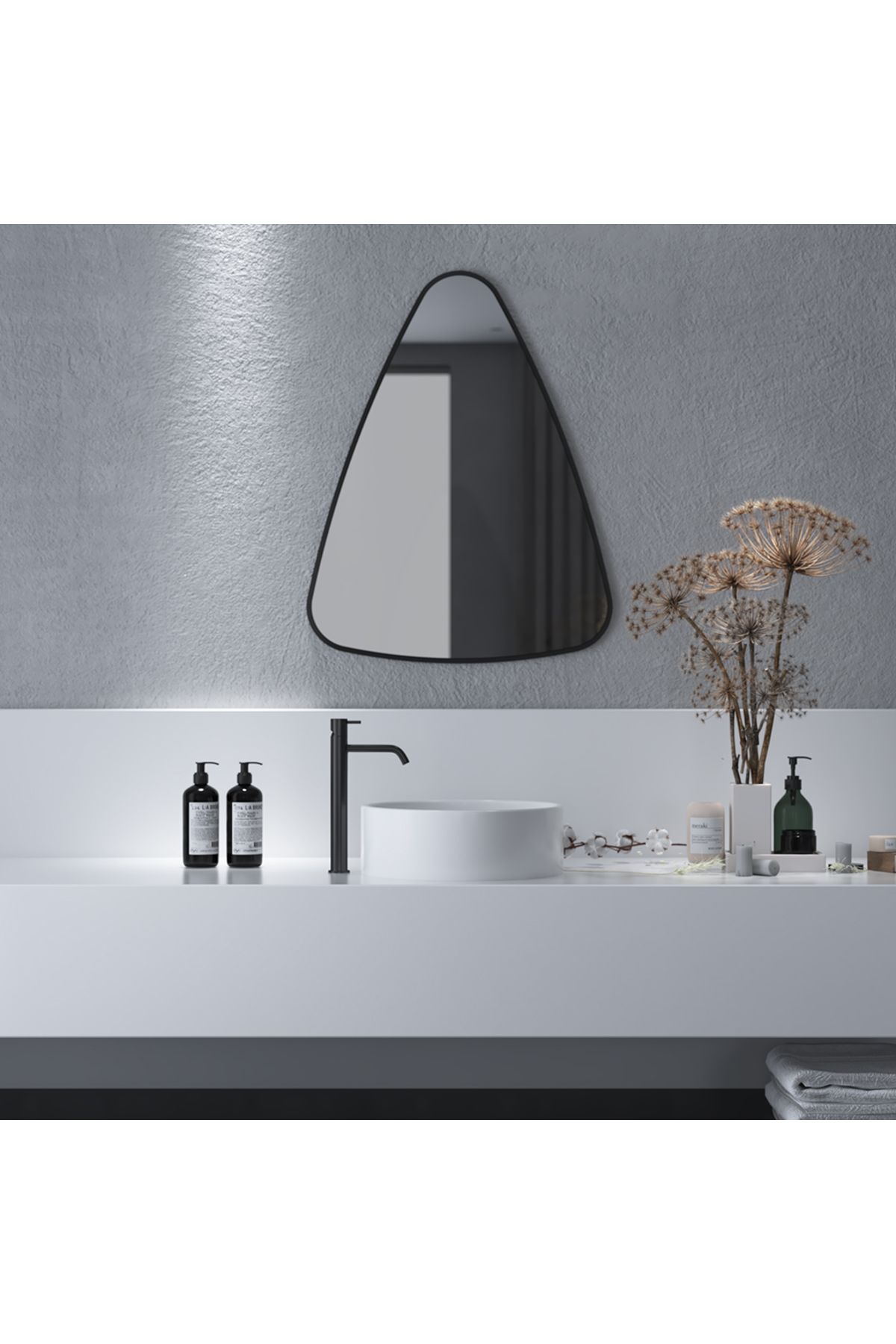Aypars Atölye 70x90 cm Modern Asimetrik Duvar Aynası – Siyah Kenarlı, MDF Zeminli, Askı Aparatlı